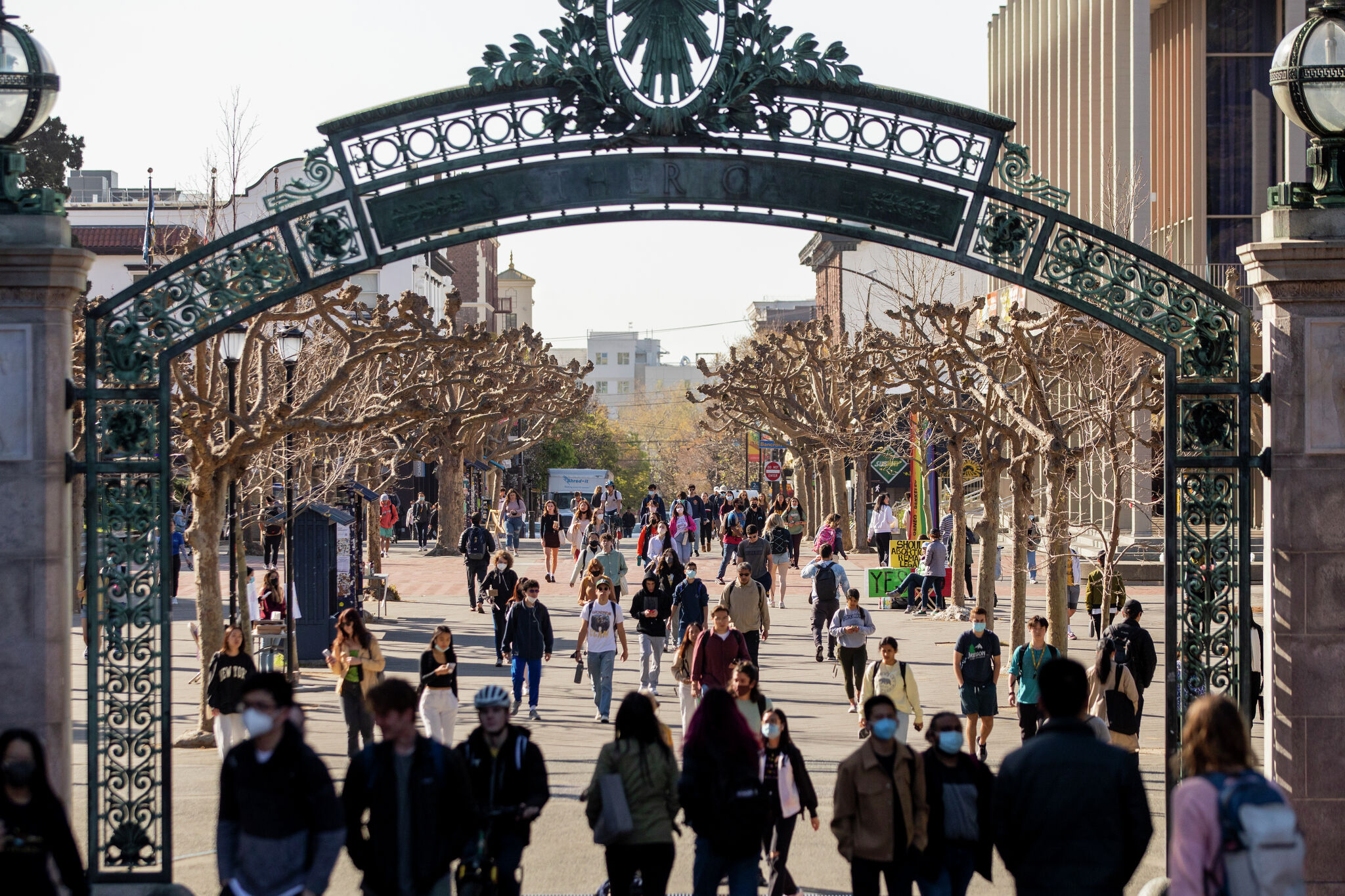 sfchronicle.com - Jessica Roy - Your child just turned 18. Which legal forms do California college families actually need?