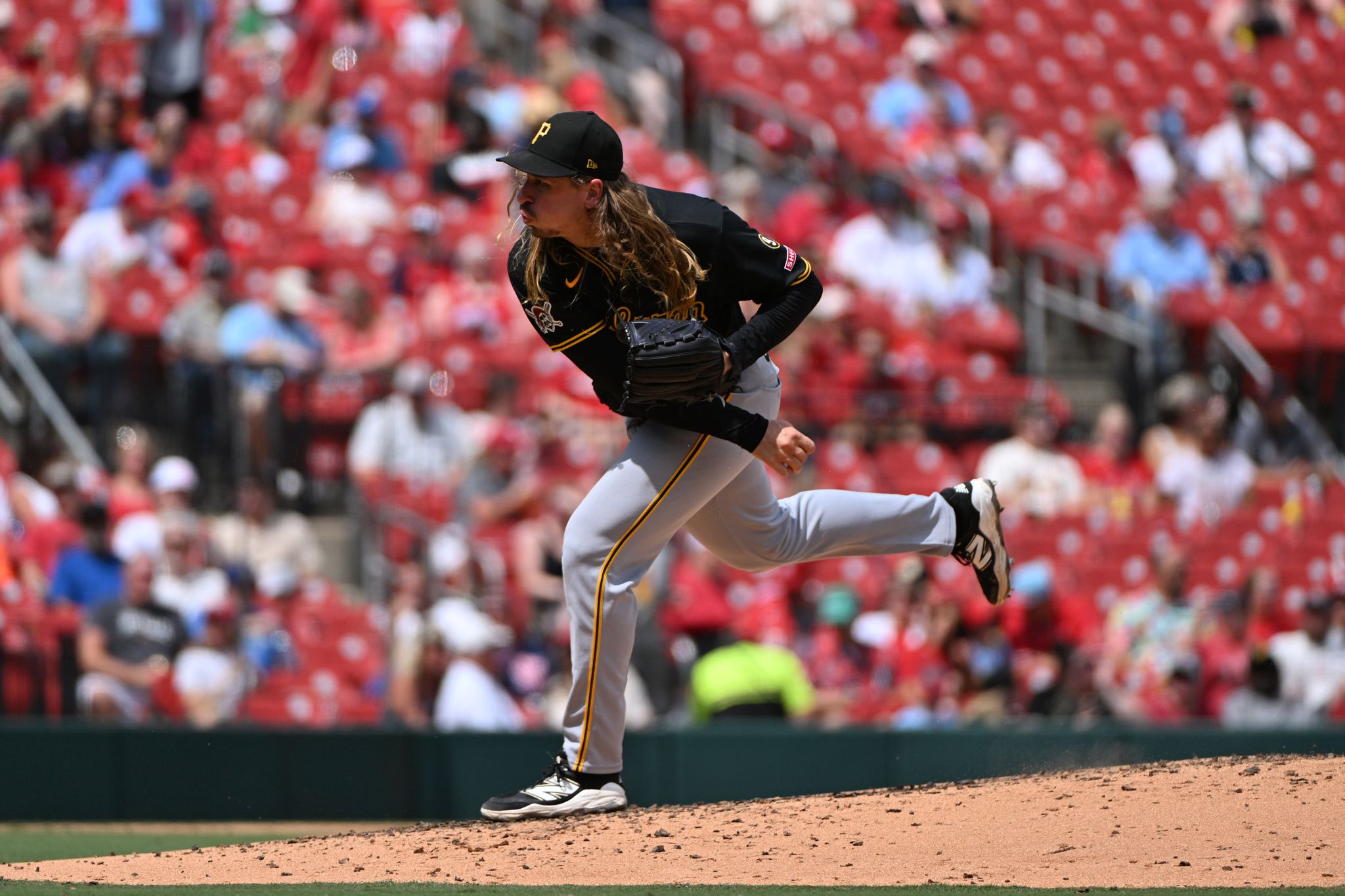 Flores Jr., Lowe hit homers to spark Pirates to 6-2 win over Cardinals By WARREN MAYES , Associated Press Aug 29, 2026