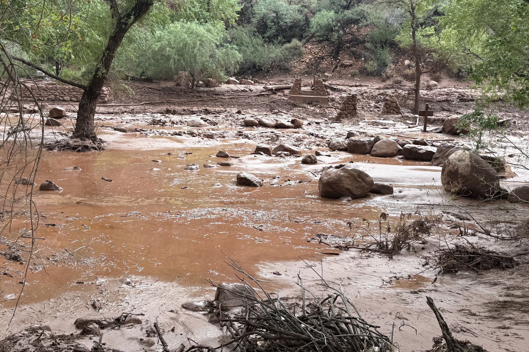 Photo: Sfchronicle More Than 20 People Missing After Grand Canyon Flash Flood