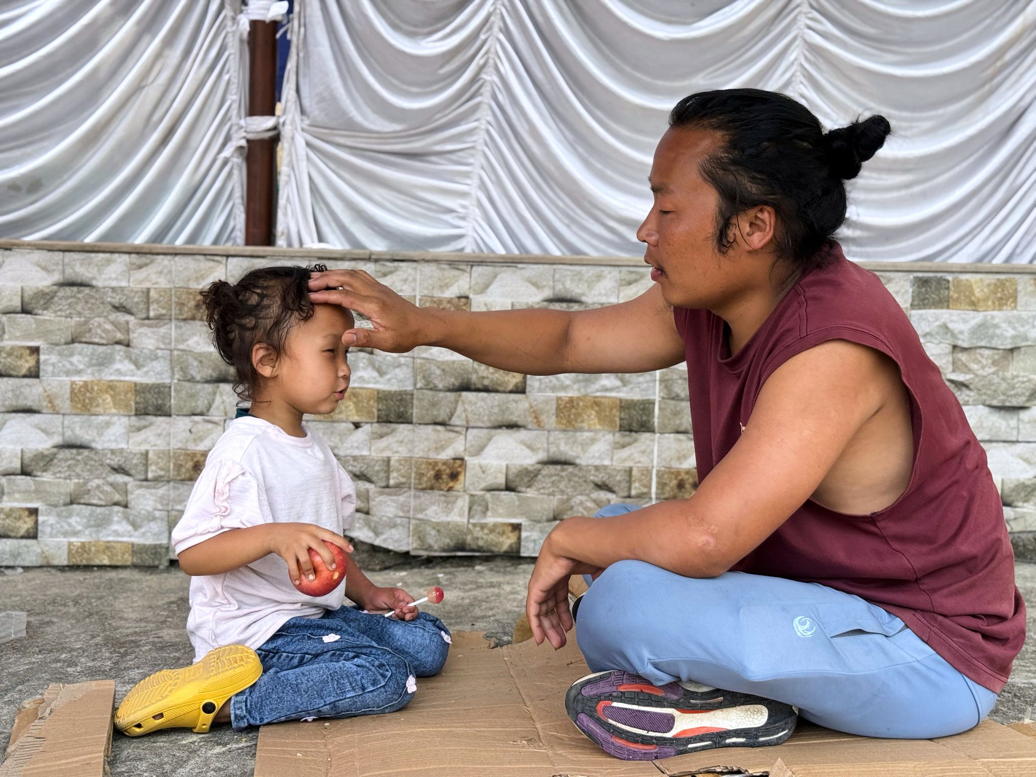 Sobrevivientes de inundaciones en Nepal temen perder su cultura y comunidad By Por NIRANJAN SHRESTHA y VICTORIA MILKO , Associated Press