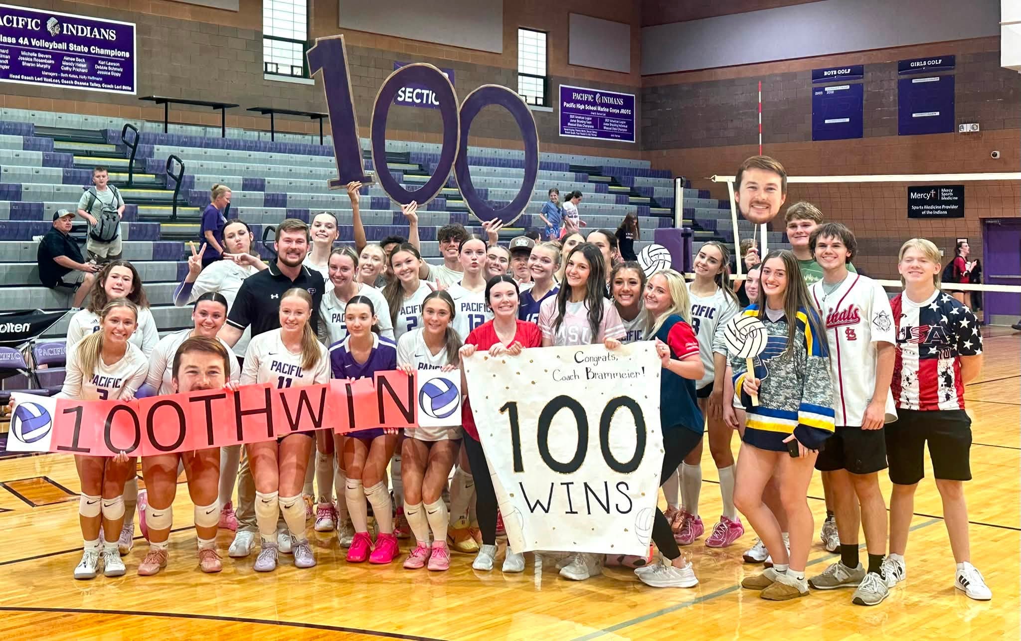 Edwardsville IL volleyball alumni find coaching success