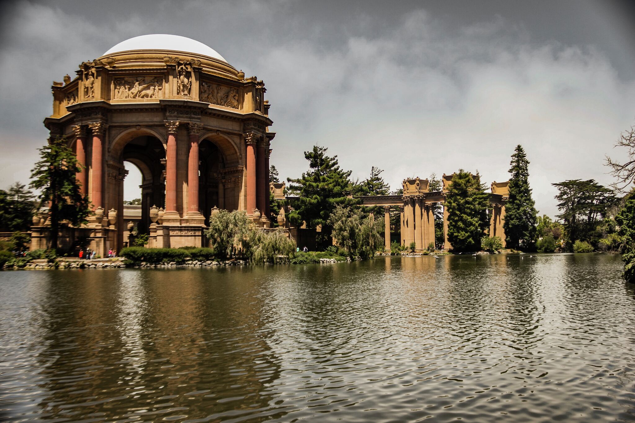 Police shut down SF show by saxophonist with nearly 1M followers