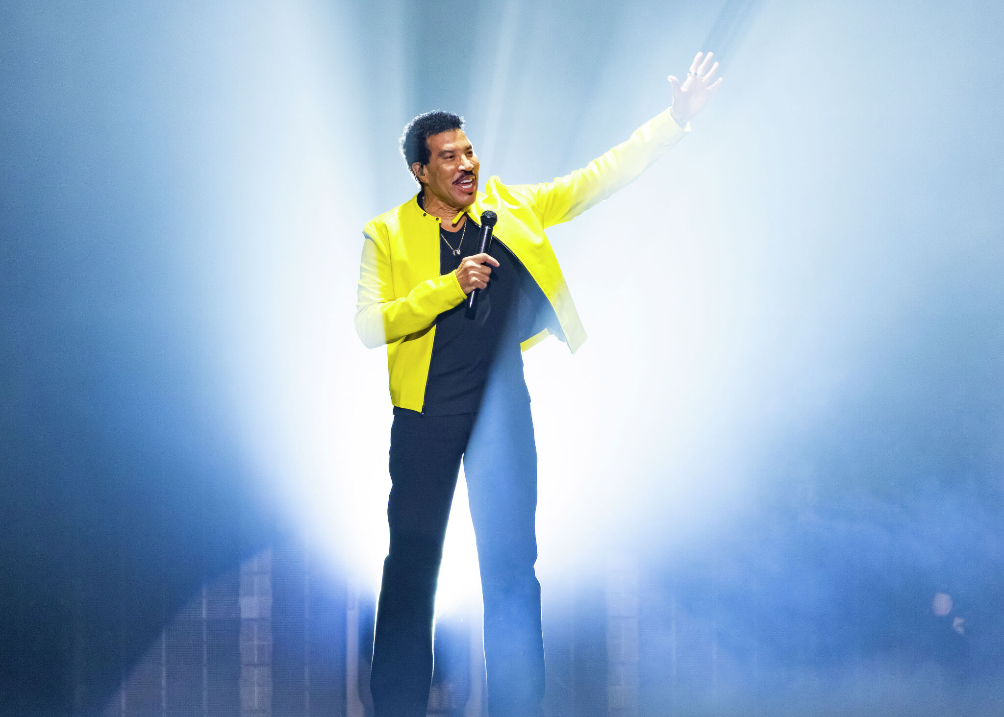 Lionel Richie is ‘doing great’ after checking himself into the hospital ahead of S.F show