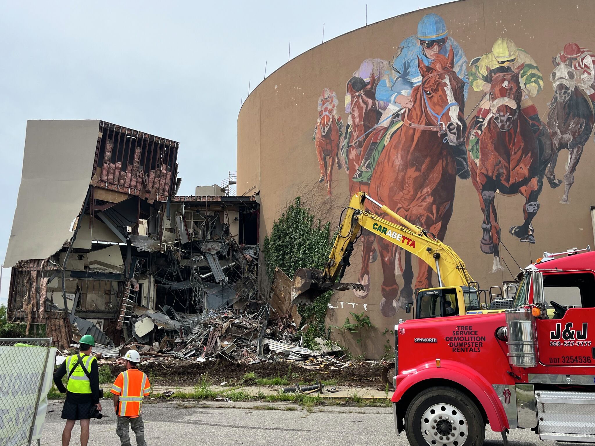 Demolition of landmark Sports Haven horseracing complex finally leaves starting gate