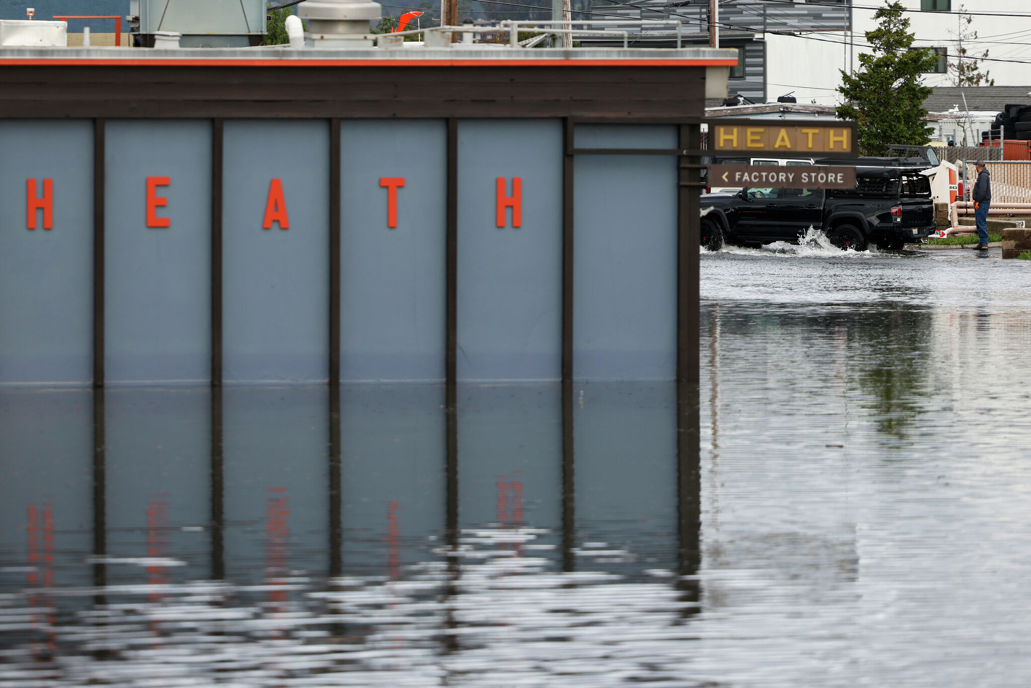This iconic Bay Area company can’t even fix its roof because of red tape