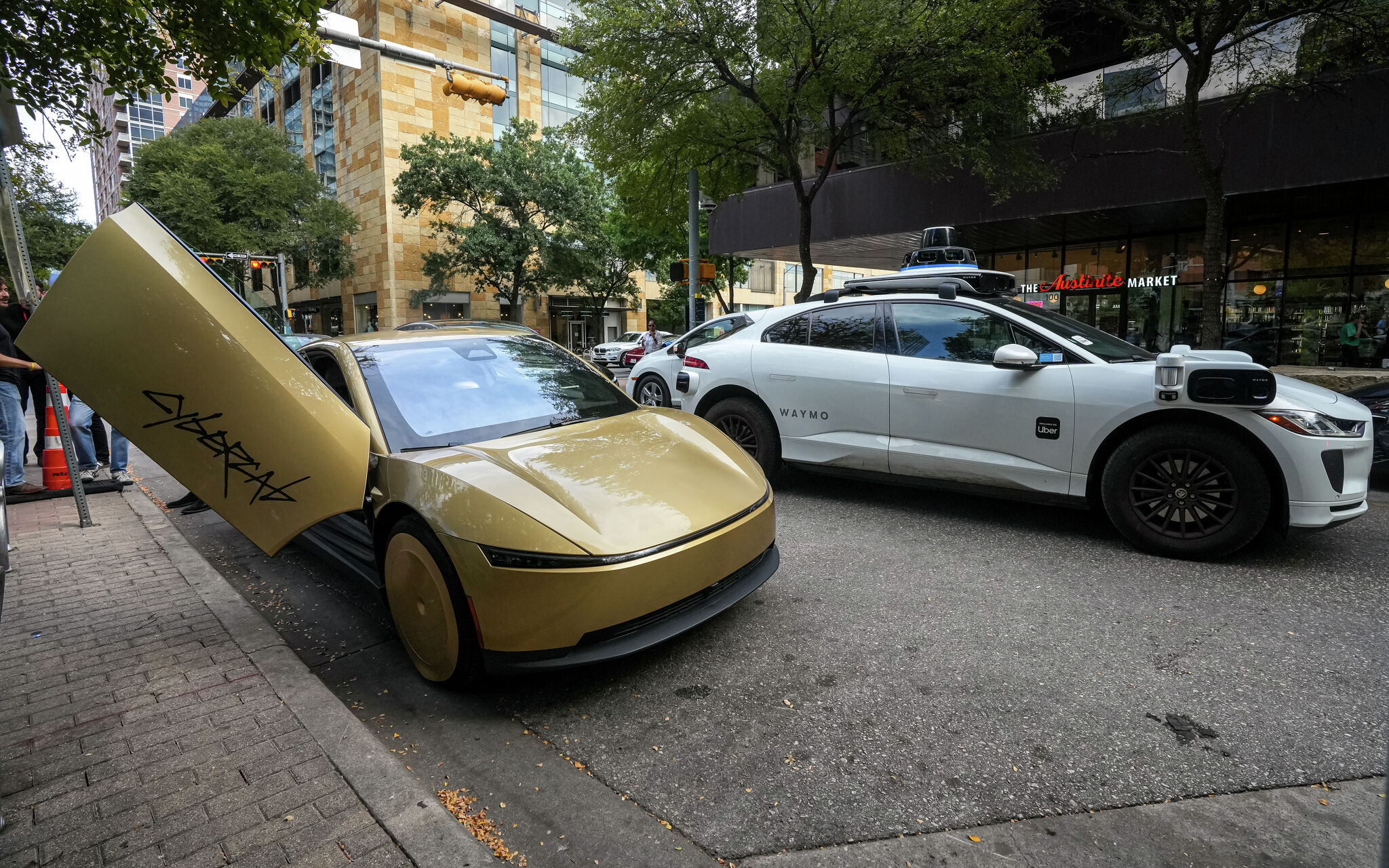 ‘Living room on wheels': What Tesla fans said after riding the Cybercab in Austin