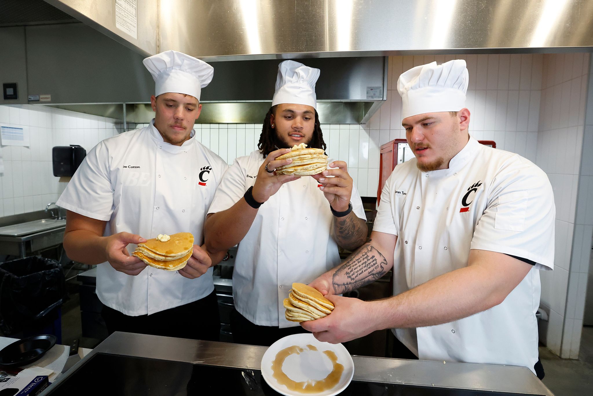 College Football's House of Pancakes: Cincinnati puts its offensive line in the spotlight By JOE REEDY , AP Sports Writer Sep 4, 2026