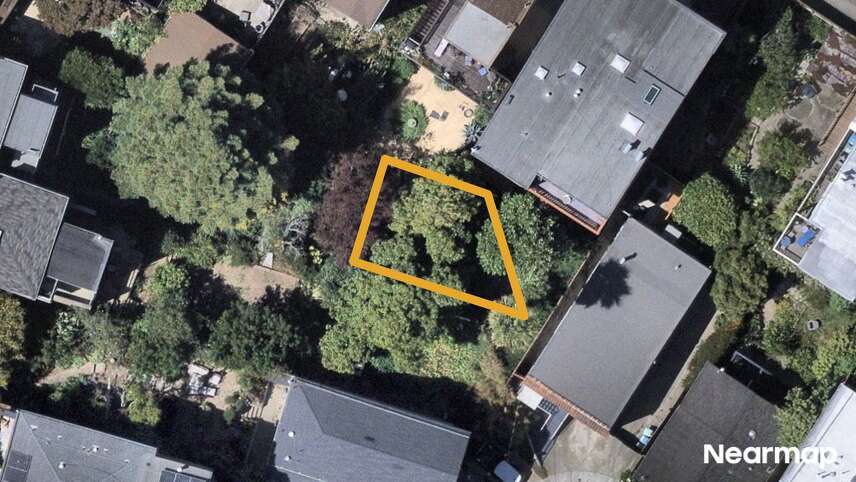 Satellite imagery of said lot