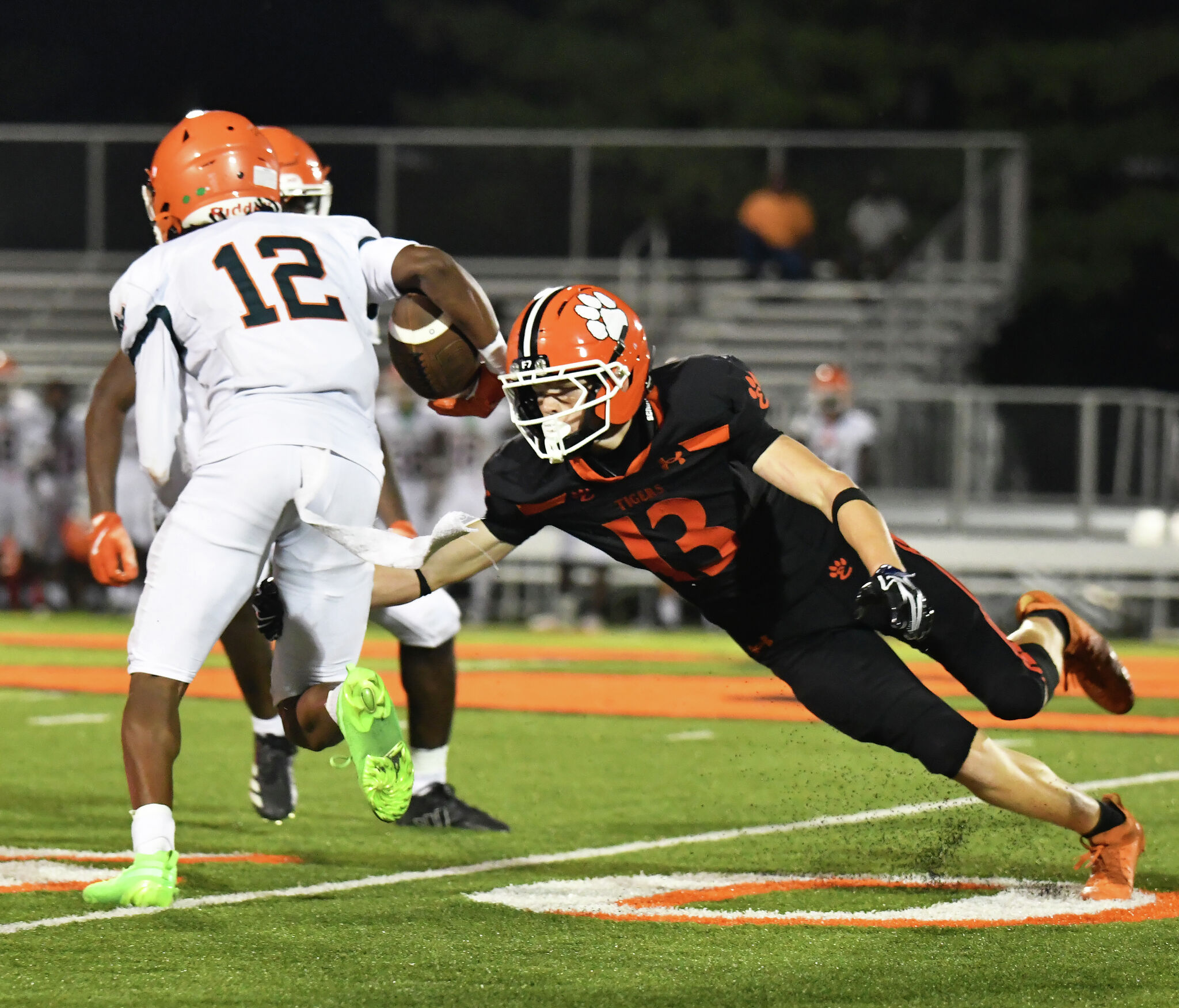 Edwardsville football rally falls short in IL loss