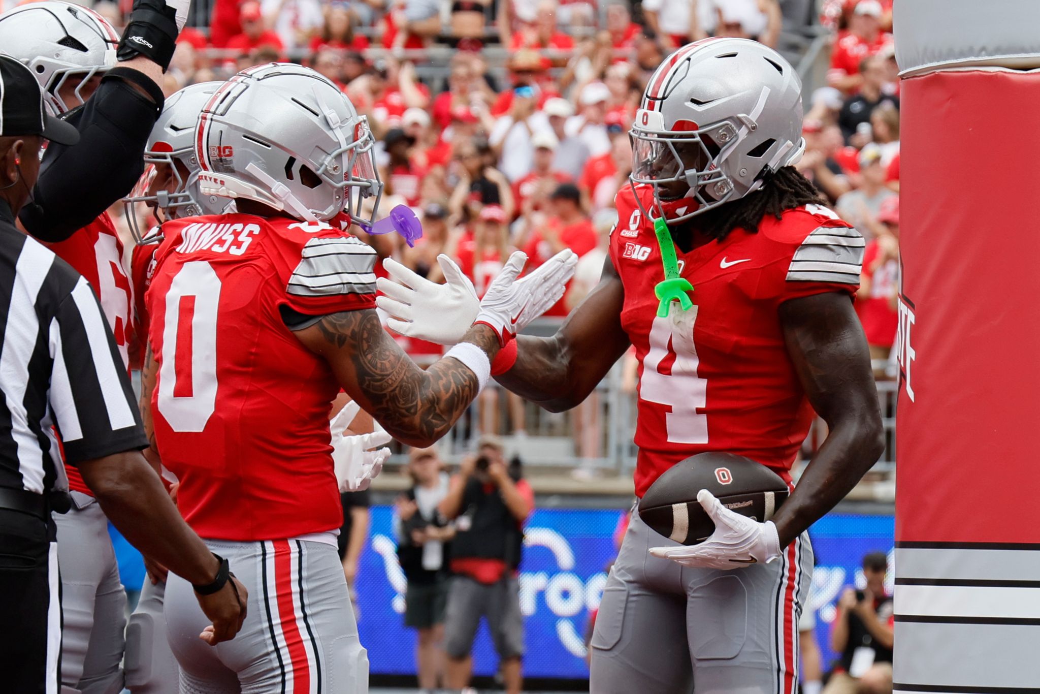 College football picks: No. 1 Ohio State should win a close one against No. 4 Longhorns