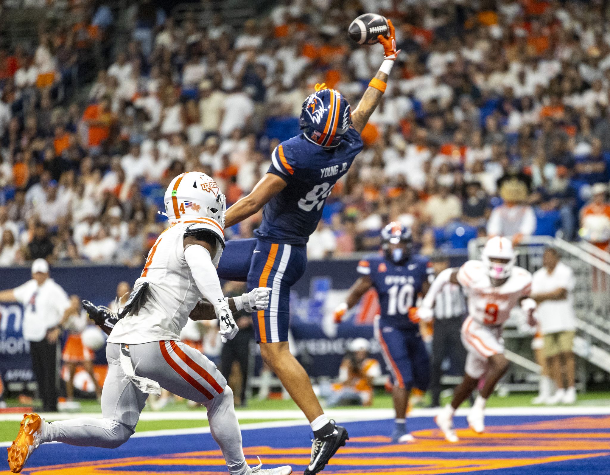 Live updates: UTSA cruises to major lead in 2026 opener against UTRGV
