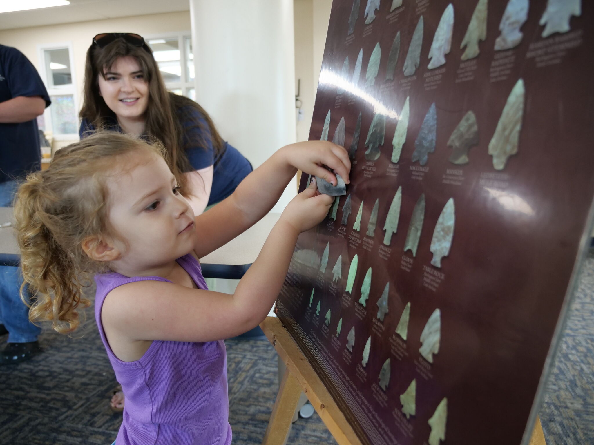 Children dig into the past at Edwardsville library archaeology event