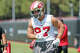 冲锋手尼克·博萨 (Nick Bosa) 的小腿新伤让 49 人队的防守线深度很紧。
