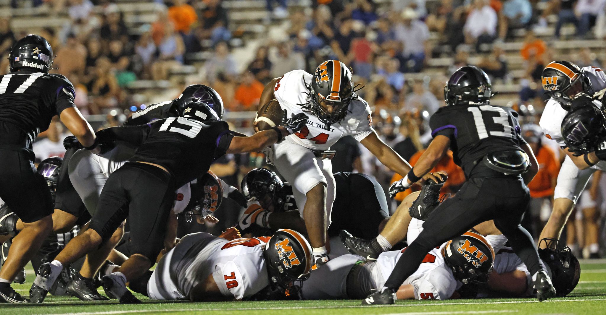 San Antonio-area Week 2 high school football scores and stats for Saturday