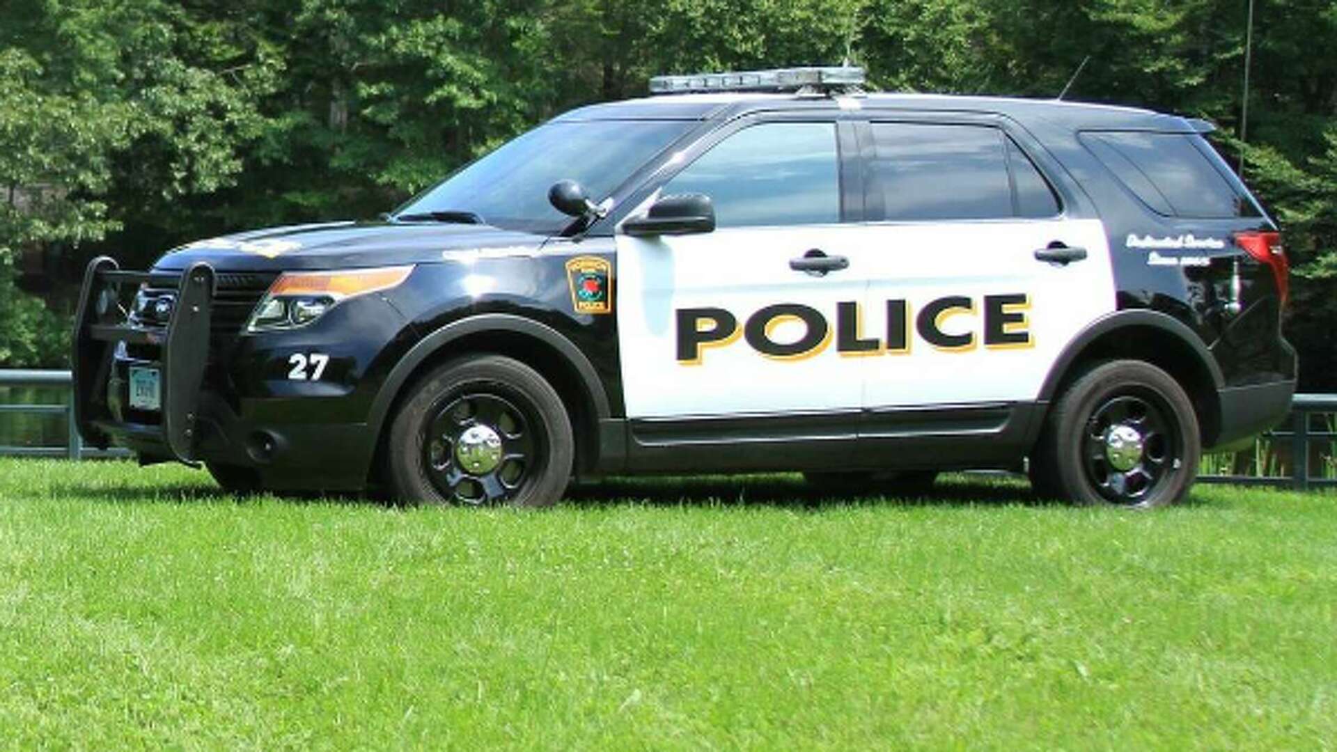 Man wounded in targeted shooting at Norwich Burger King parking lot, police say
