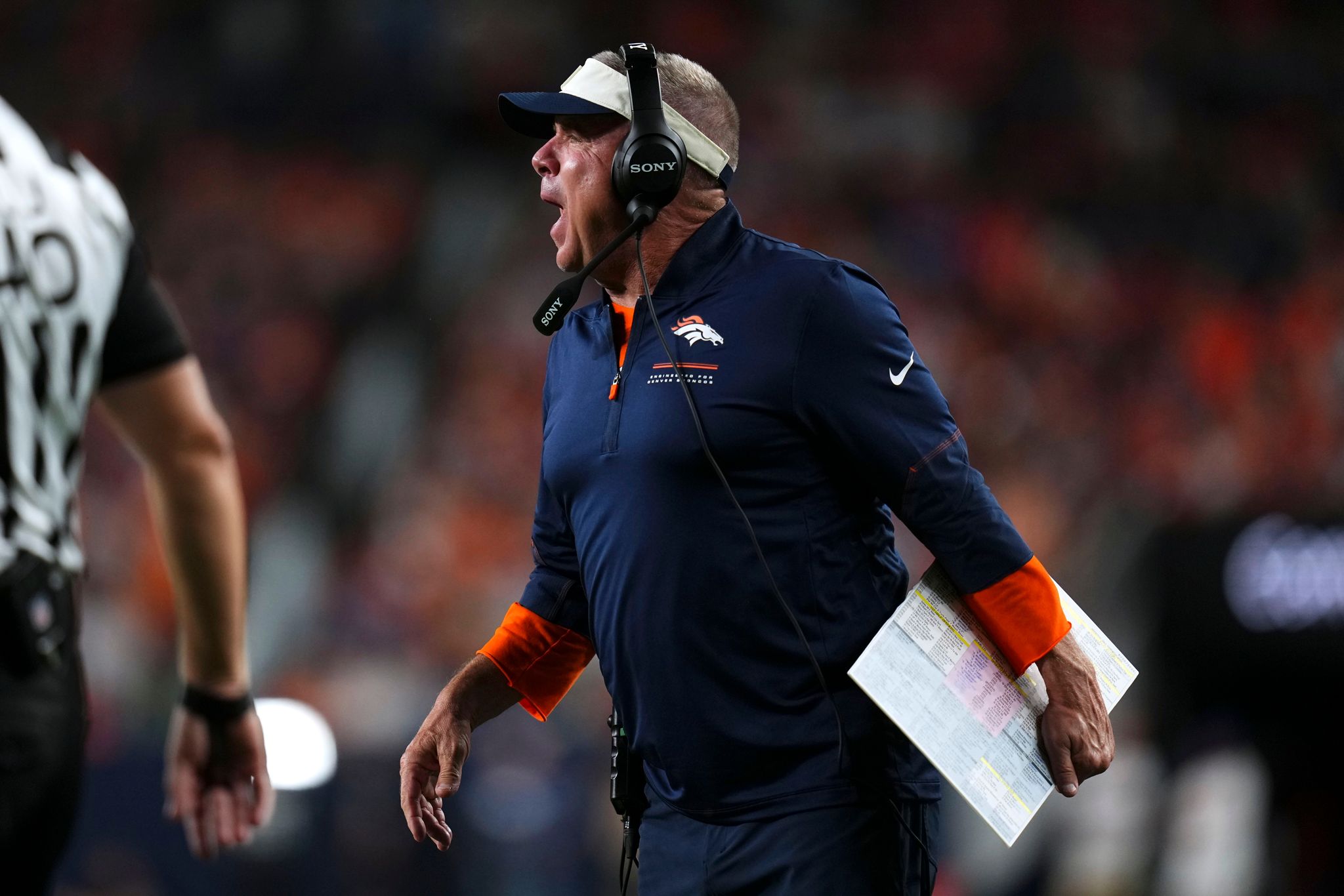 A new voice for Bo Nix, but Sean Payton still holds the Broncos' play call sheet