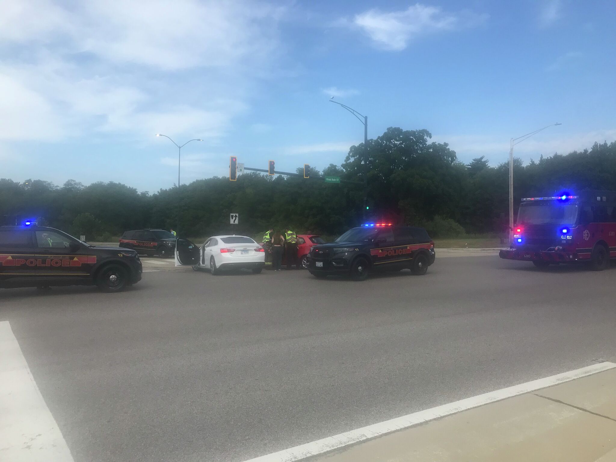 Crash blocks part of Illinois 157 in Edwardsville