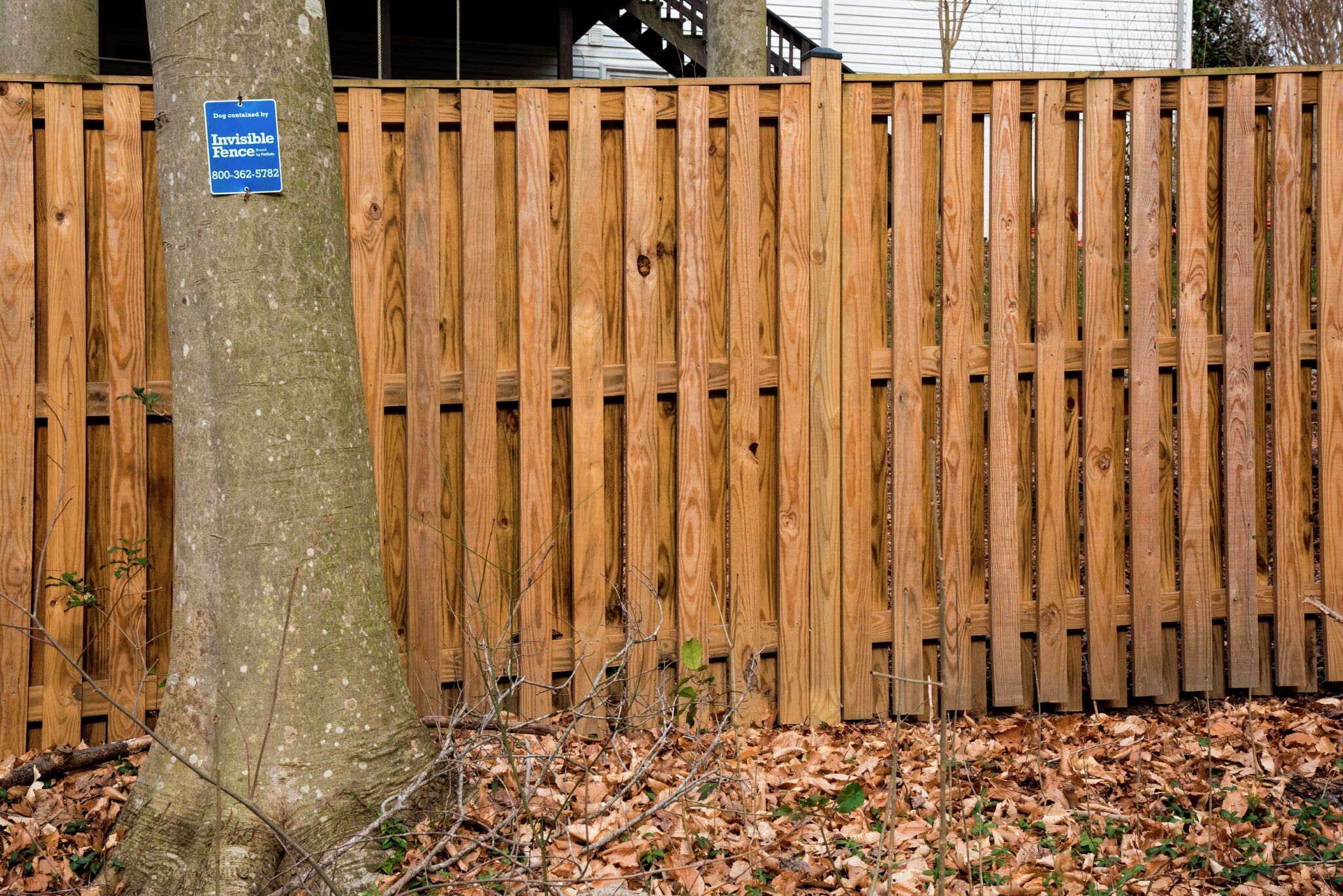 Can you build a privacy fence without your neighbor's permission in Austin?