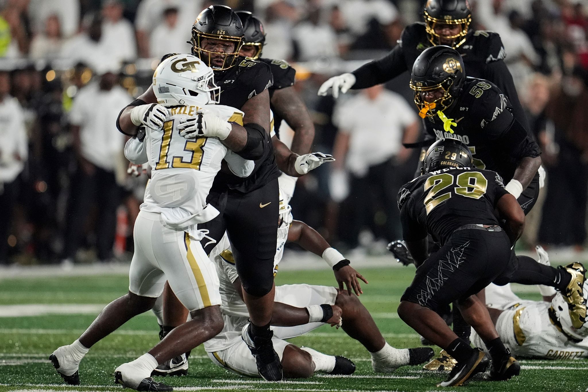 Following Travis Hunter, a 380-pound lineman becomes Deion Sanders' latest 2-way player at Colorado By PAT GRAHAM , AP Sports Writer Sep 9, 2026