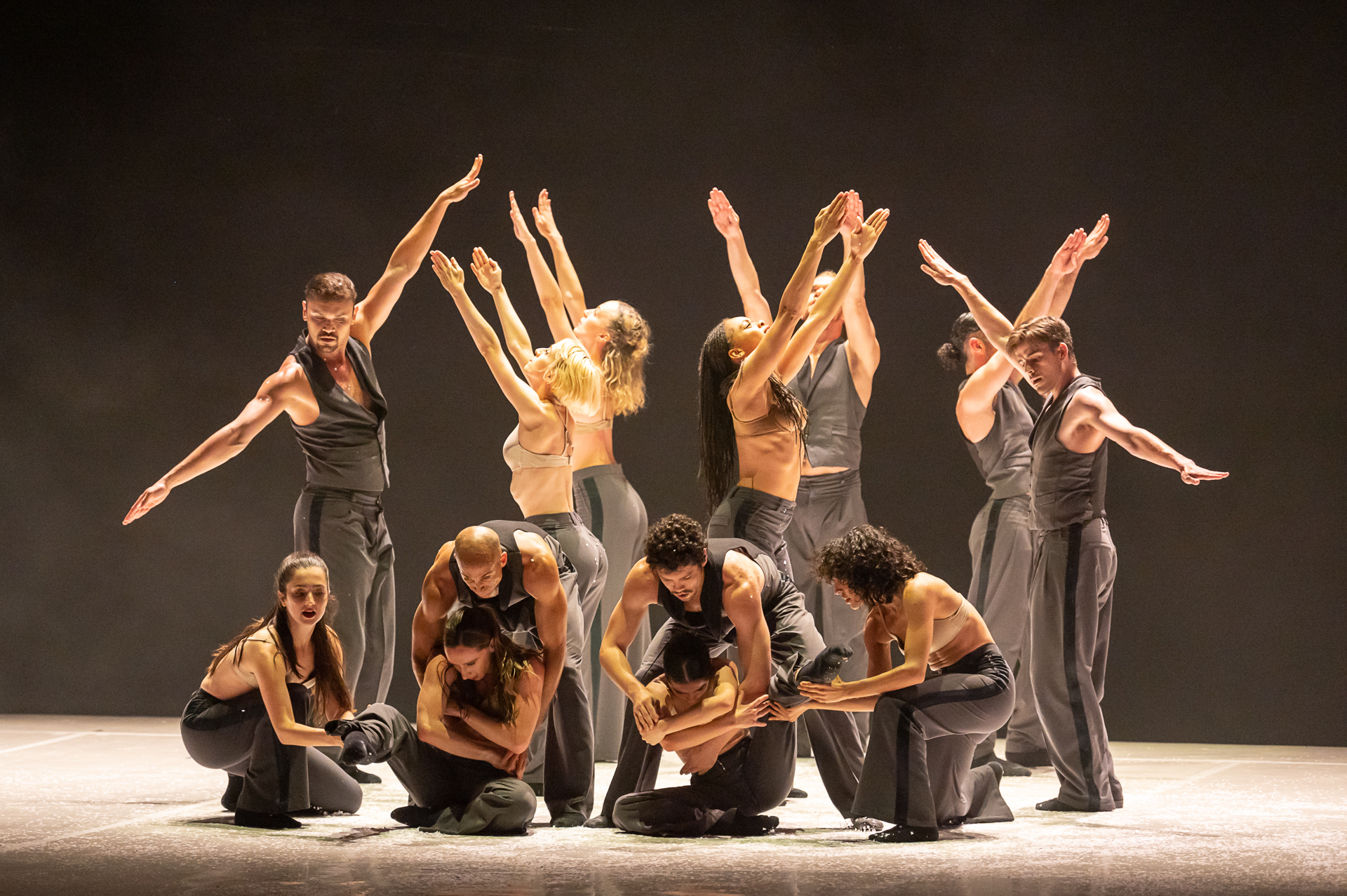 Can you choreograph Leonard Cohen's songs? Ballets Jazz Montréal will show us