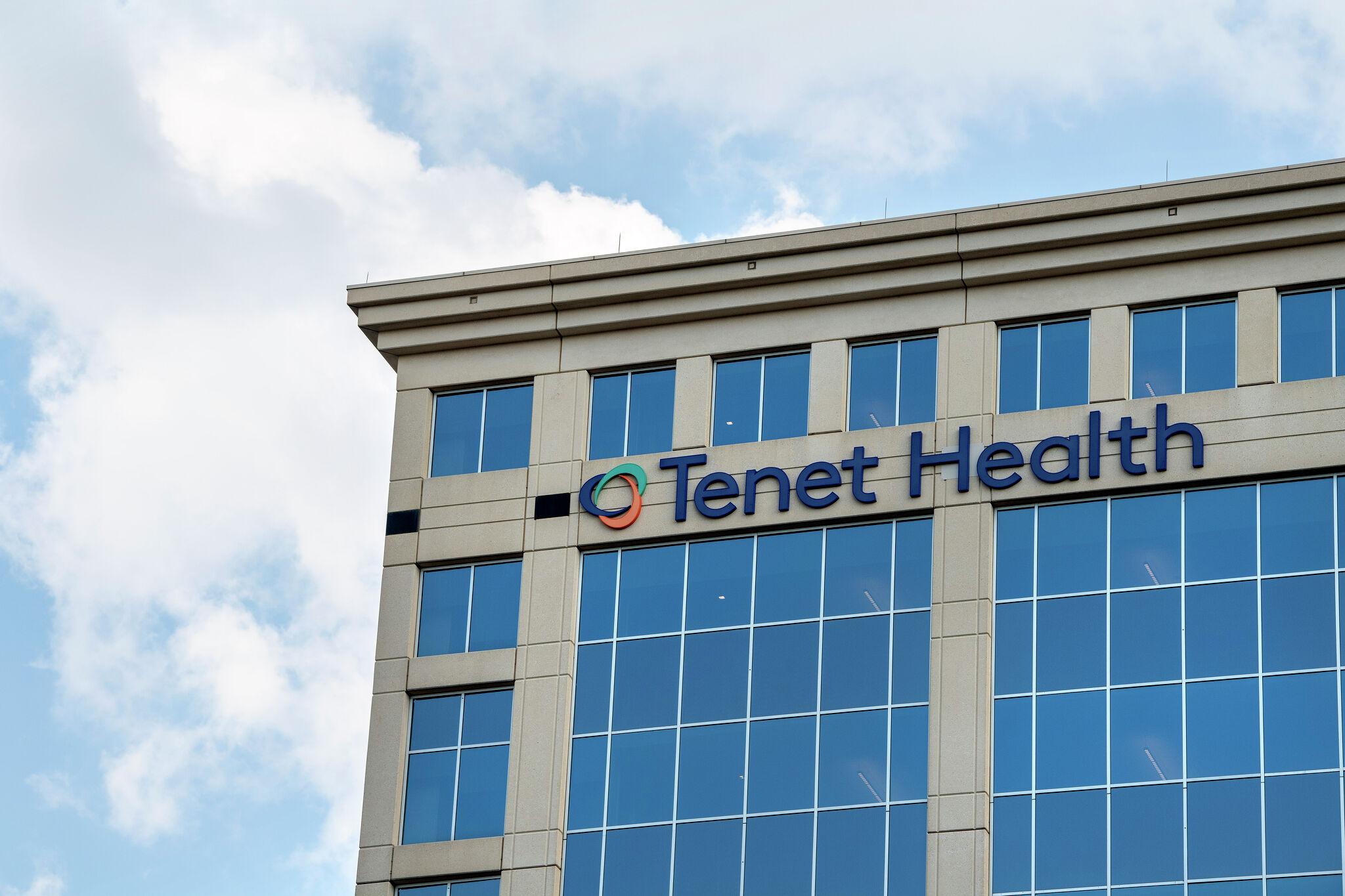 Nearly 1,500 layoffs hit North Texas healthcare, foster care and logistics companies