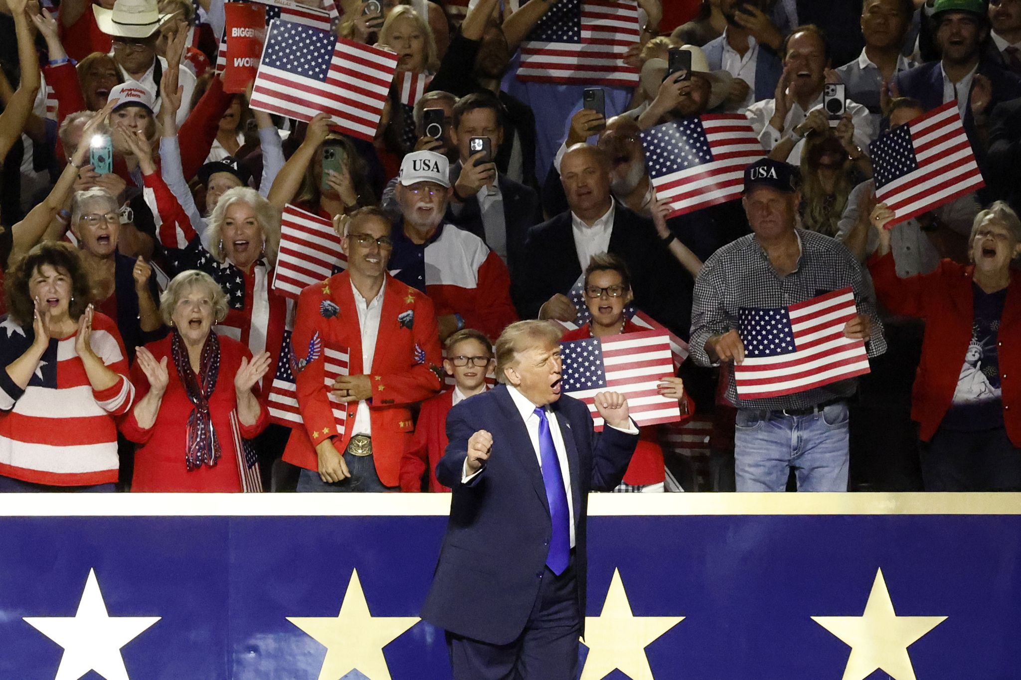 Live updates: Trump, Vance to close out Republican midterm convention in Dallas