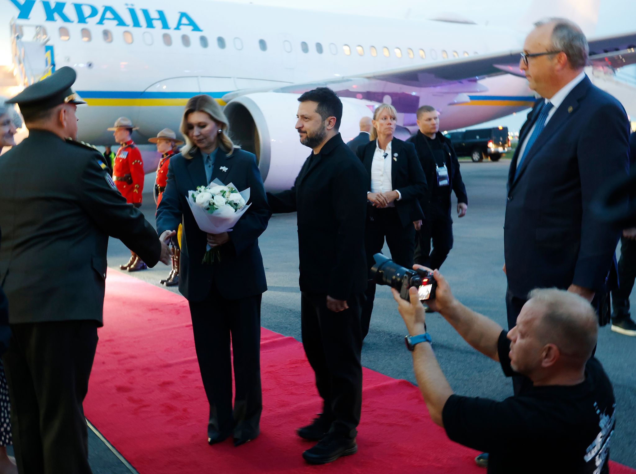 Zelenskyy Visits Canada Seeking Military Support as Drone War Escalates