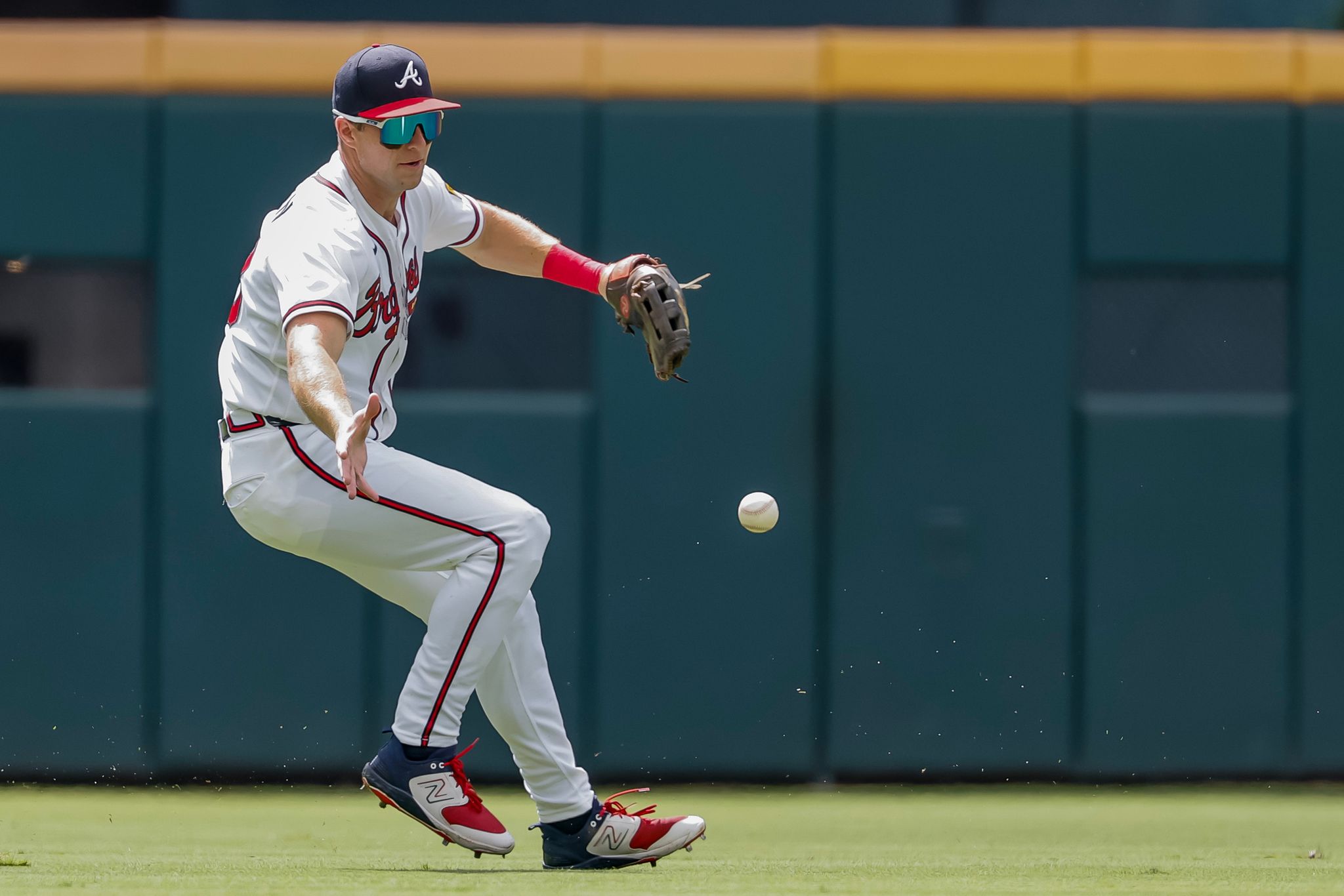 Rays denied potential playoff clinch as Braves win 3-1 behind Martín Pérez and Austin Riley By PAUL NEWBERRY , Associated Press Sep 10, 2026