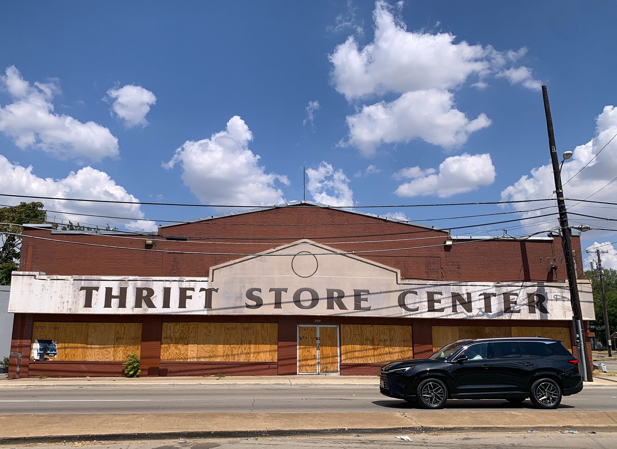 Wilonsky: The shuttering of the Neiman Marcus of South Dallas’ and what it means