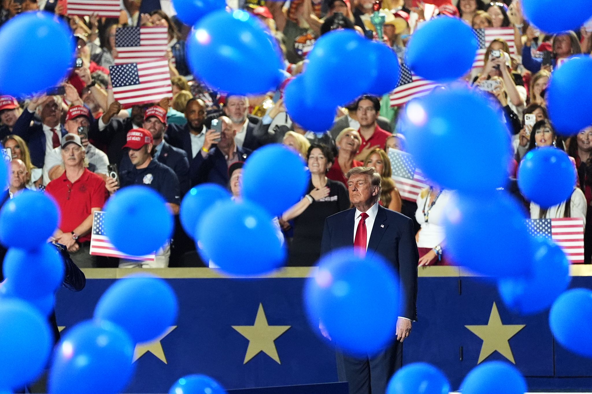 https://s.hdnux.com/photos/01/67/23/74/31276840/6/rawImage.jpg
