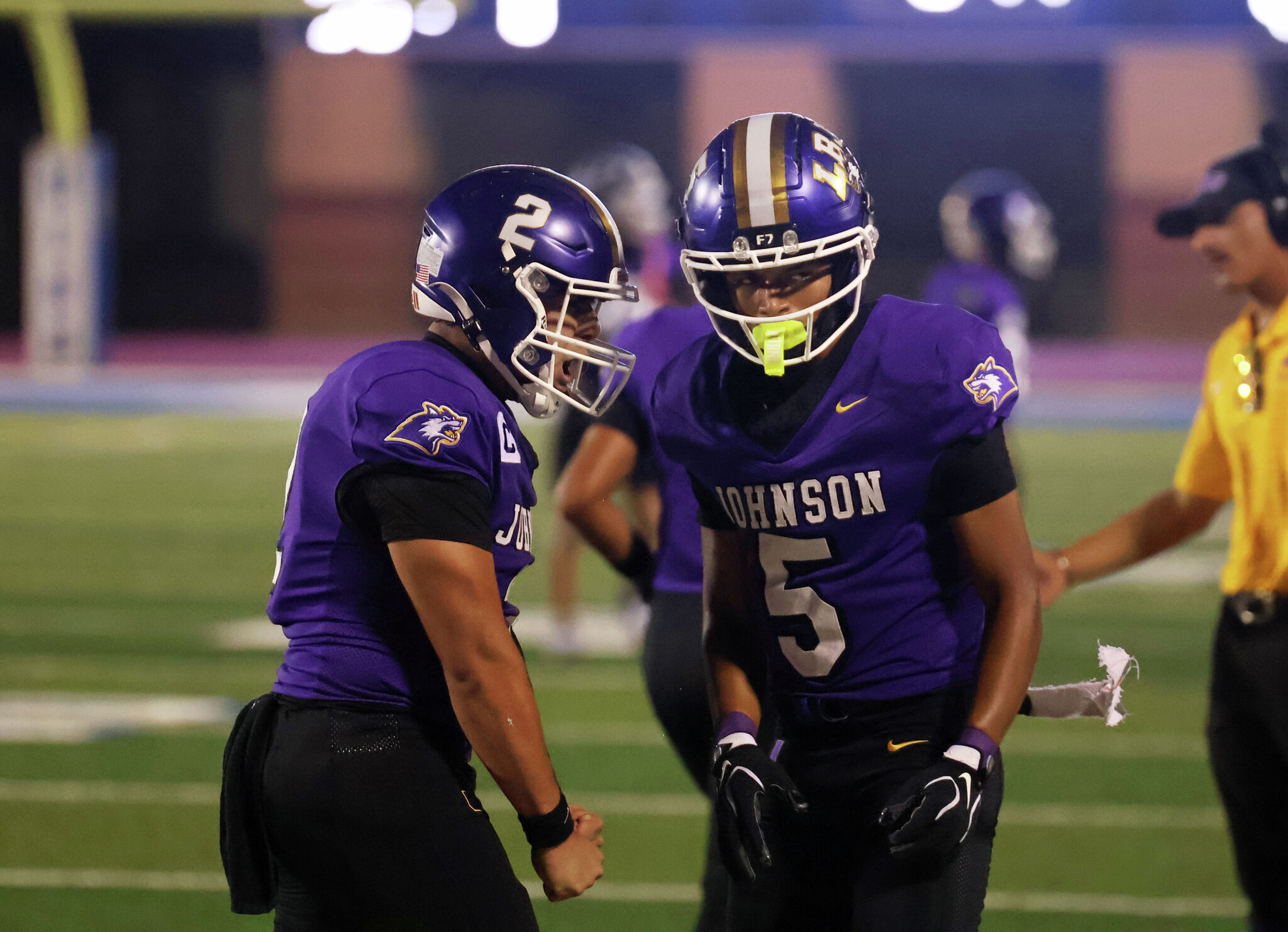 PHOTOS: LBJ and Winn combine for 105 points, over 1,100 yards