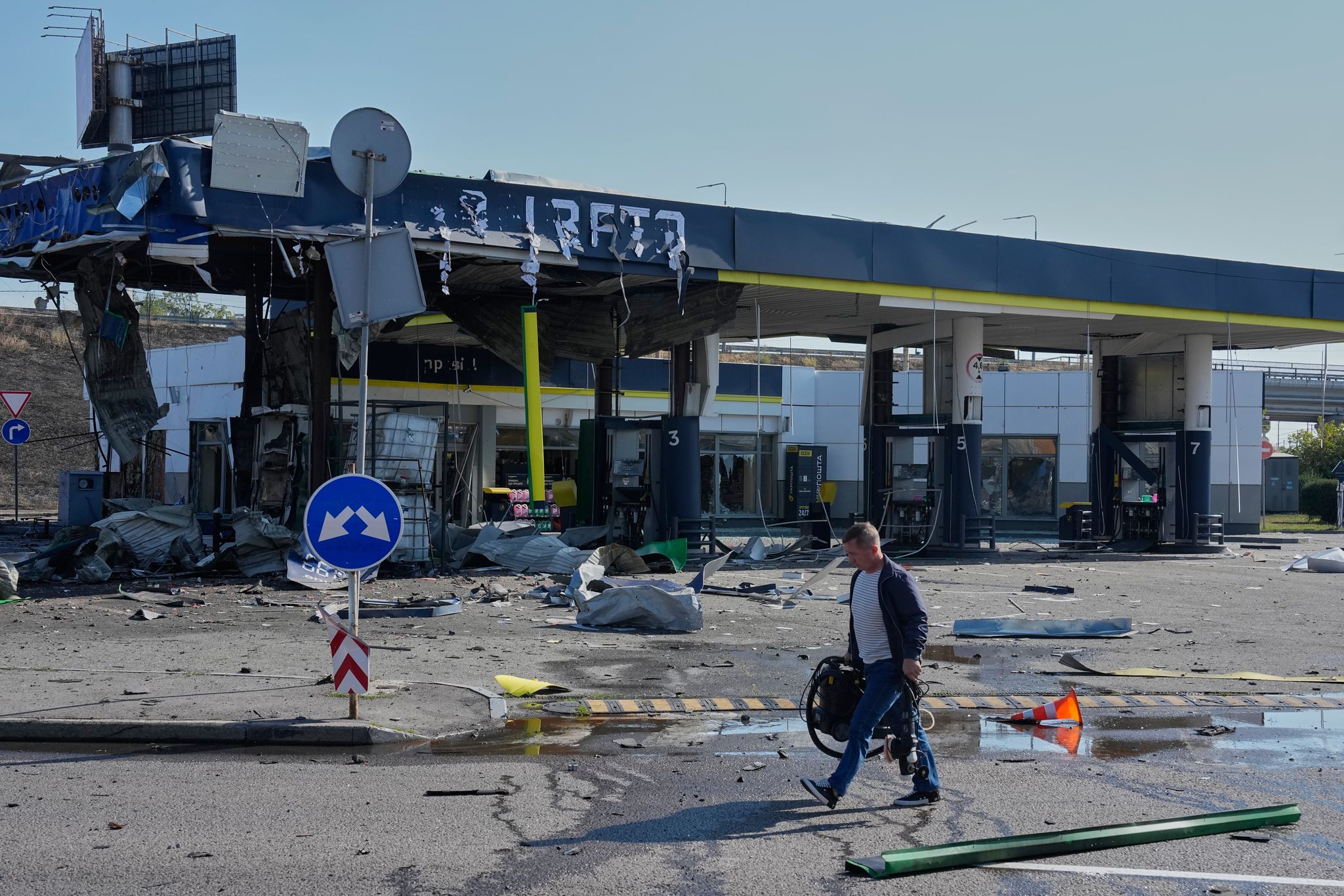 Drones rusos atacan gasolineras en Kiev para inquietar a la población civil