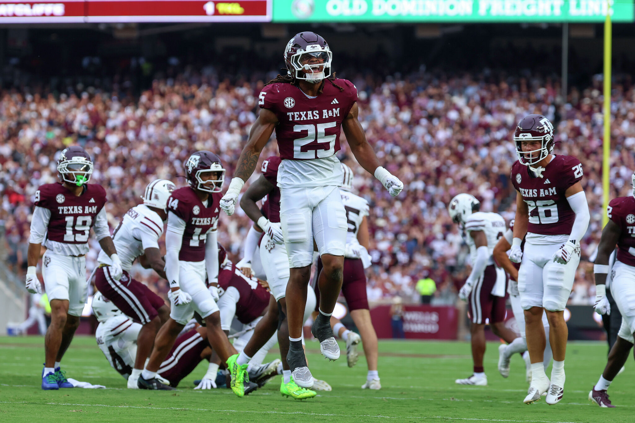 Mike Elko warns Texas A&M not to overlook Arizona State after both teams' dominant openers