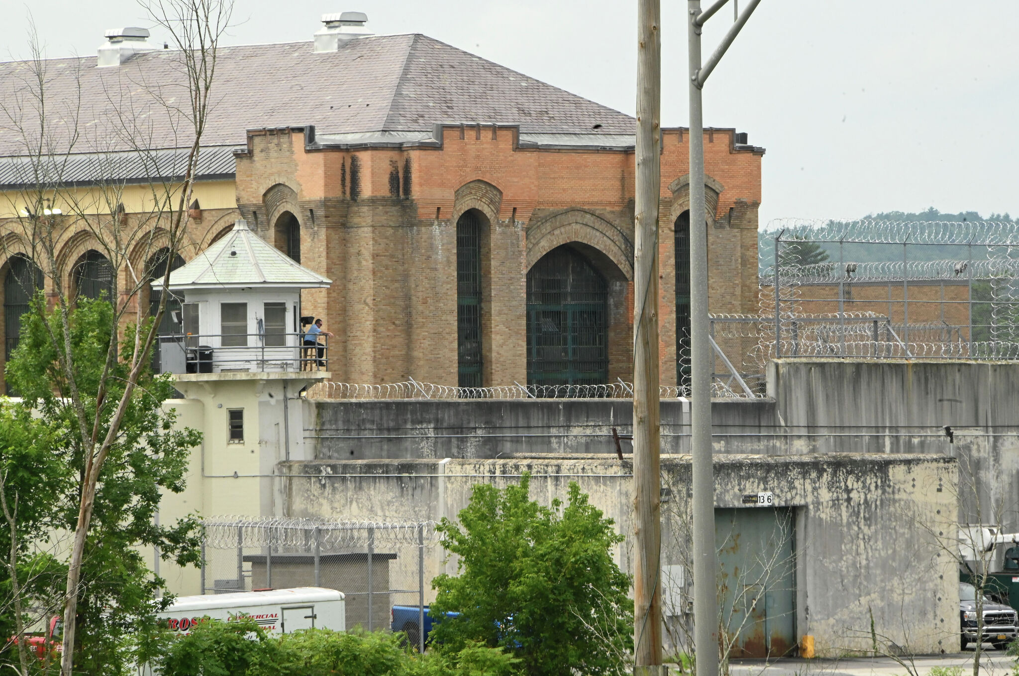 After closing prisons, New York begins planning to open a new one