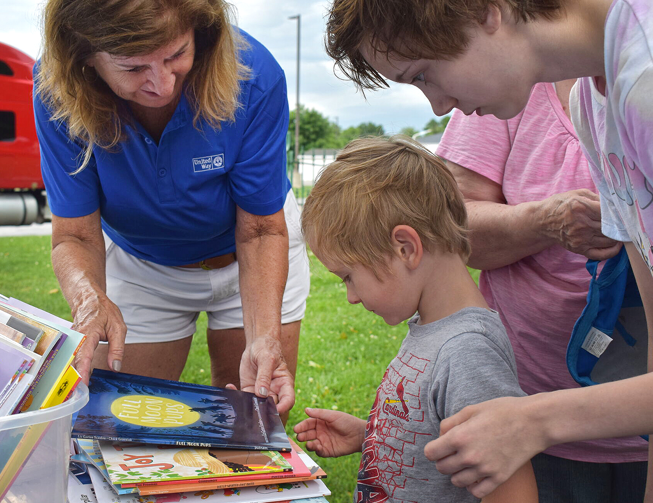 Imagination Library drive to honor singer Parton's literacy work