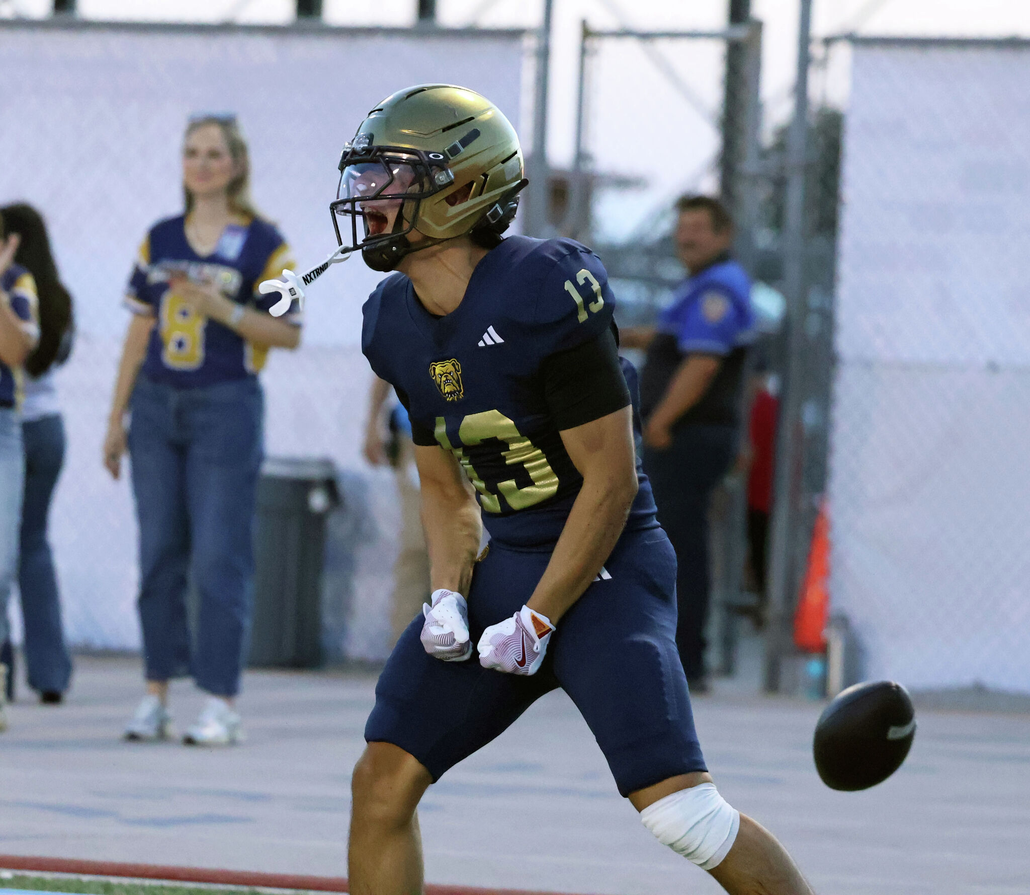 Big plays, defense highlight Alexander's home-opening win