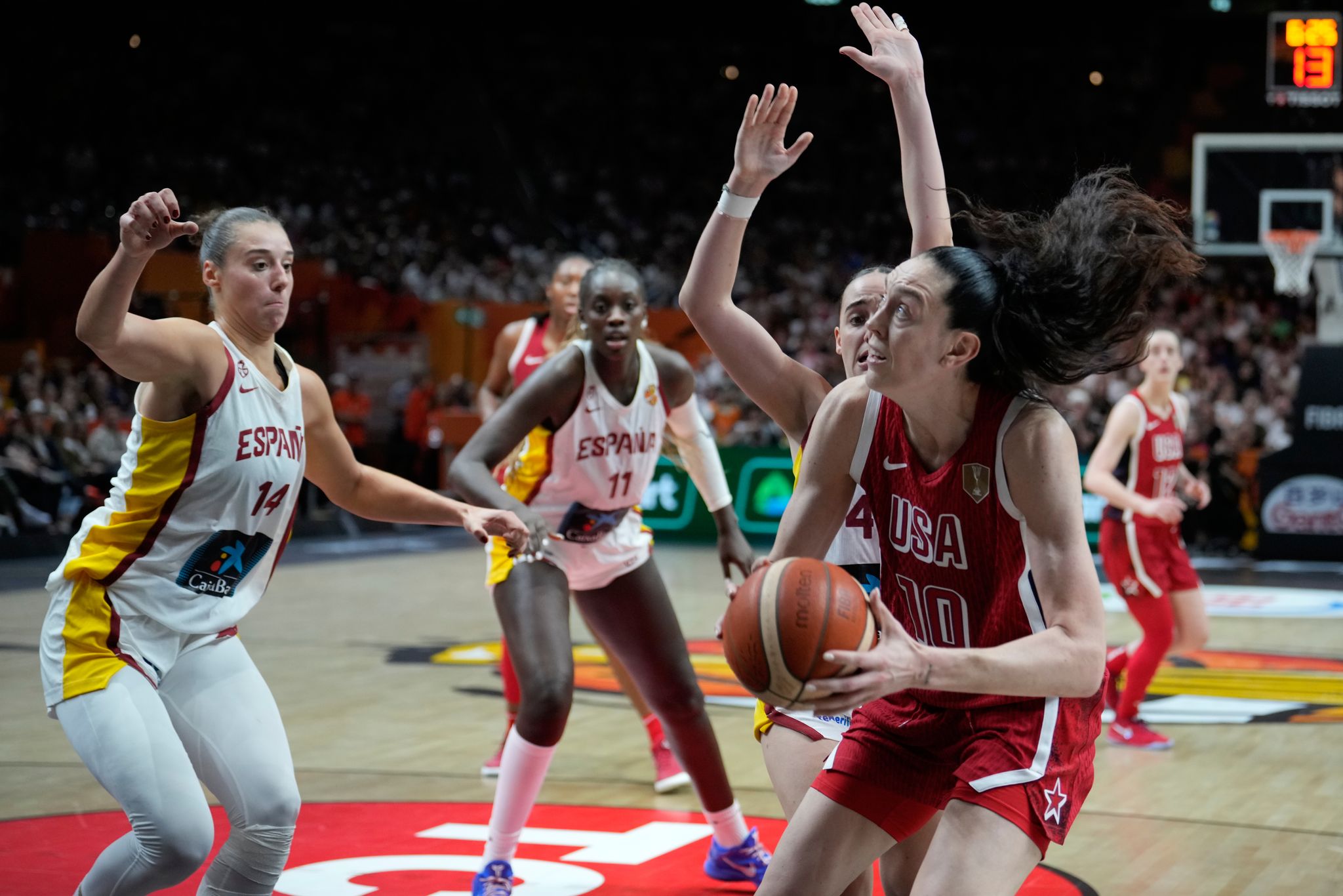 US women are back in the FIBA World Cup final after a gritty 76-66 win over Spain
