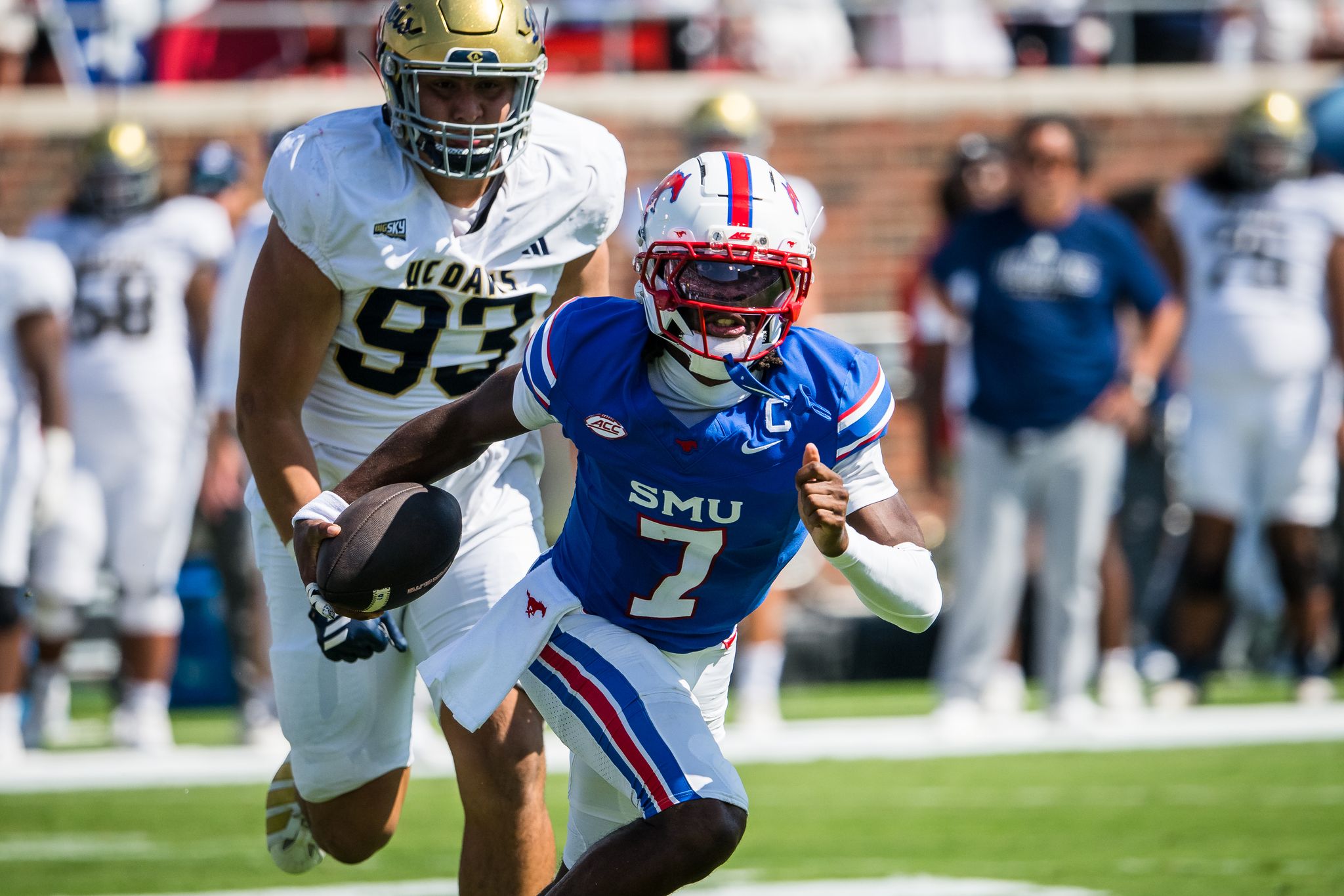 Jennings tosses 5 TDs as No. 17 SMU routs UC Davis 56-10 in scorching Texas heat By SCHUYLER DIXON , AP Sports Writer Sep 12, 2026