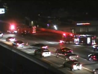 Rollover crash leaves one lane open on Connecticut's I-84 west: Officials
