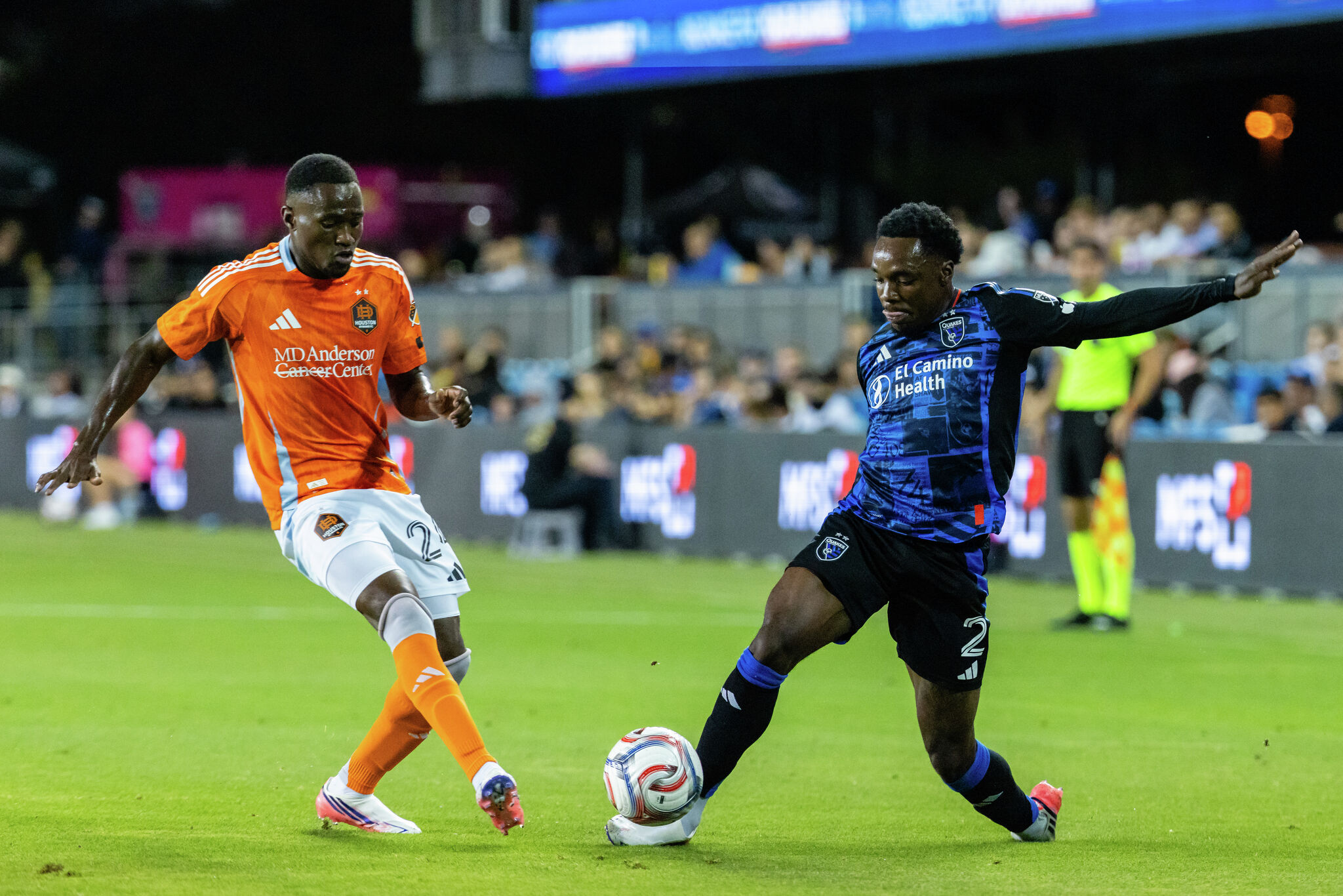 Dynamo's three-game unbeaten streak ends with loss to Earthquakes