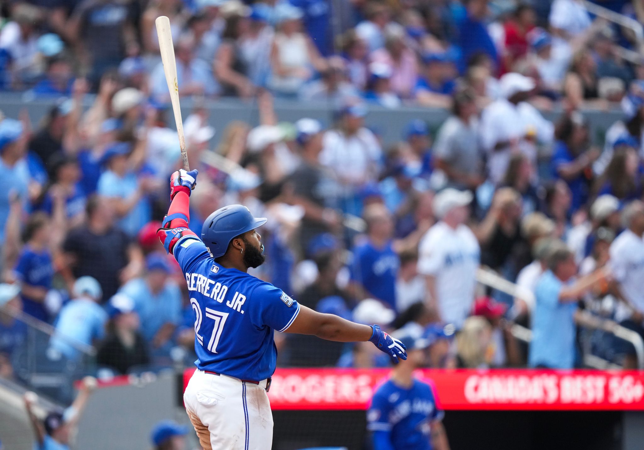 Amid difficult season, Blue Jays slugger Vladimir Guerrero Jr. his first home run at Rogers Centre