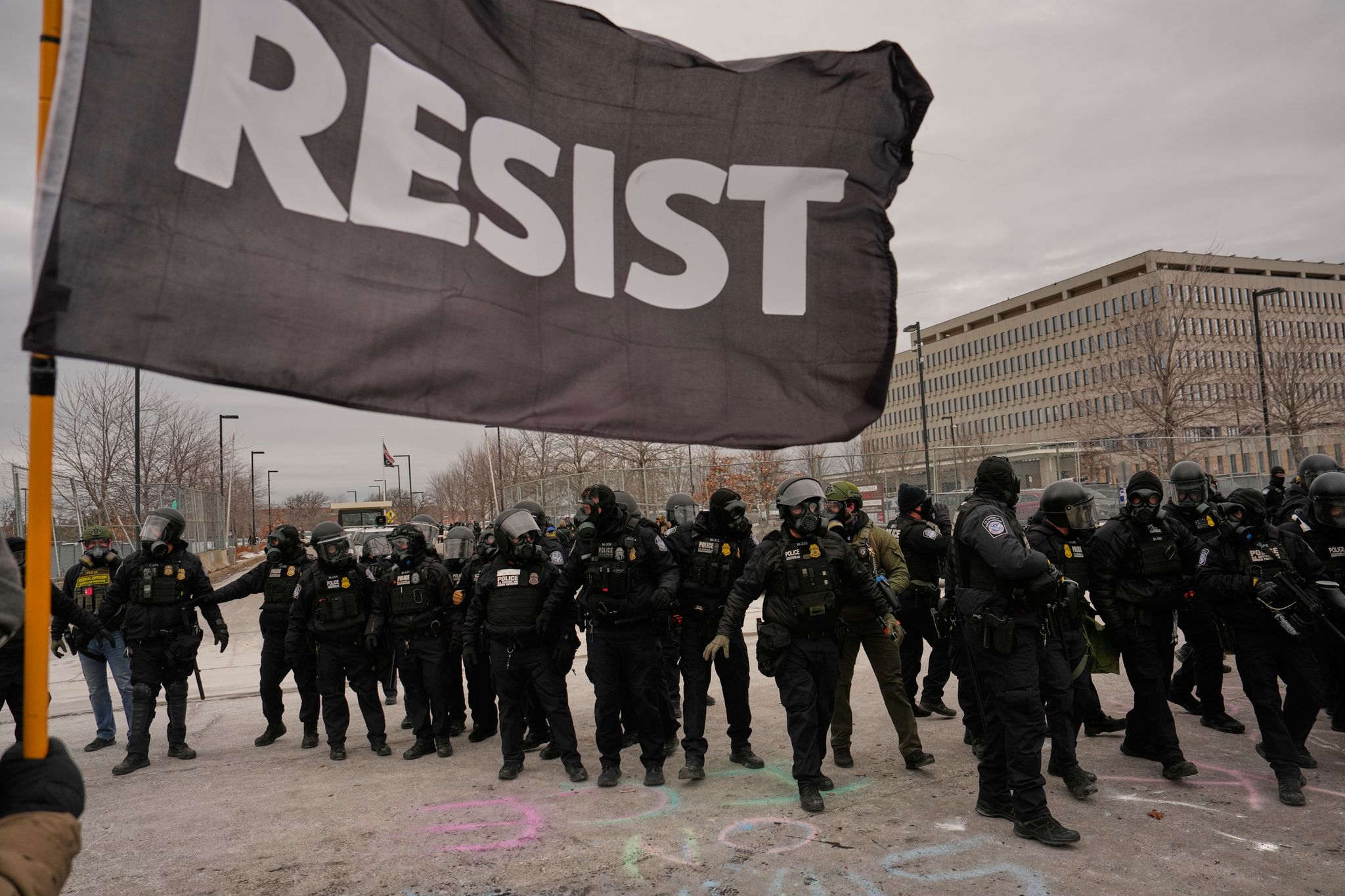 Demócratas y activistas planean responder si Trump intenta interferir en las elecciones