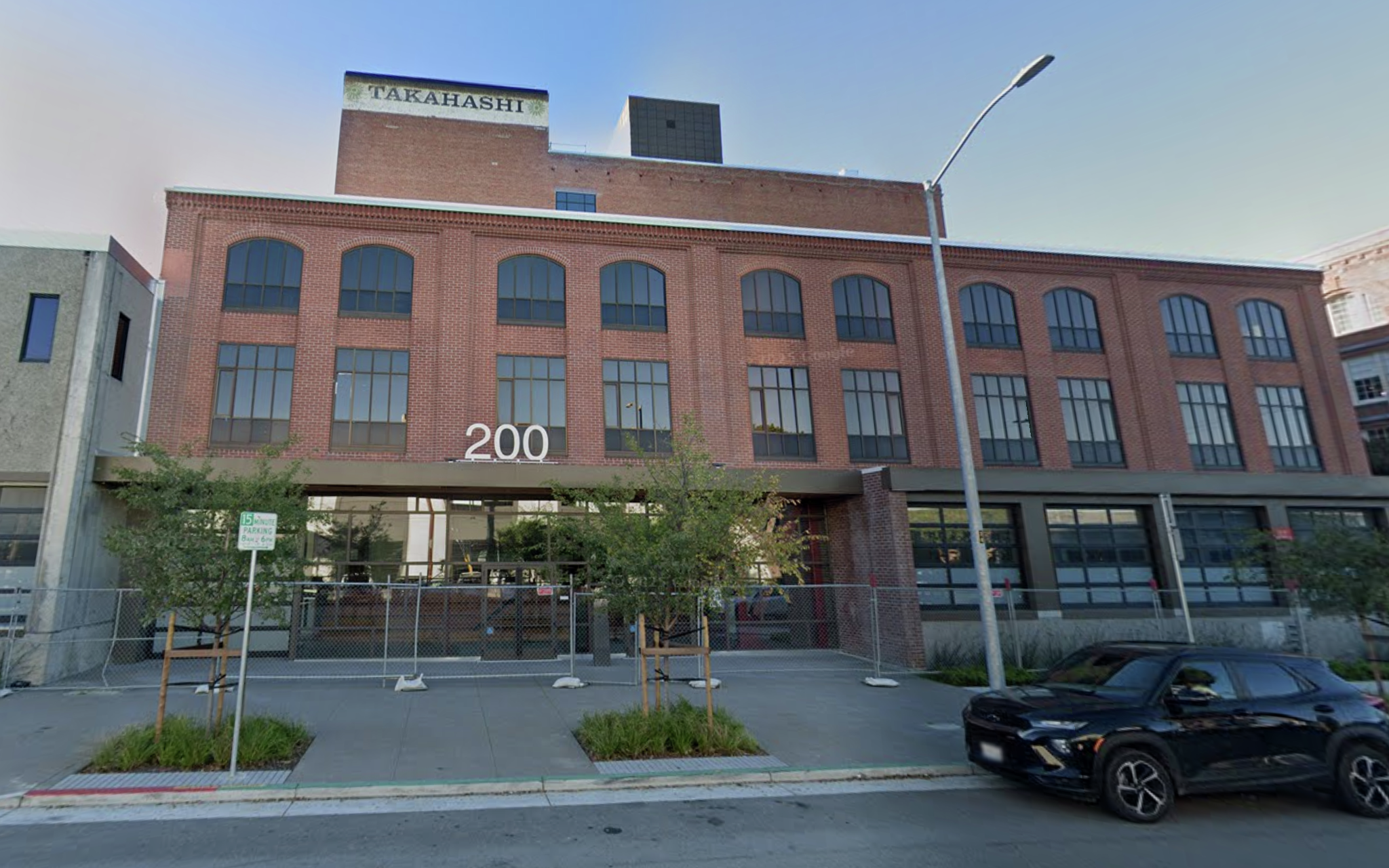 Exclusive: Airbnb is expanding in S.F., leasing a landmark warehouse near its headquarters