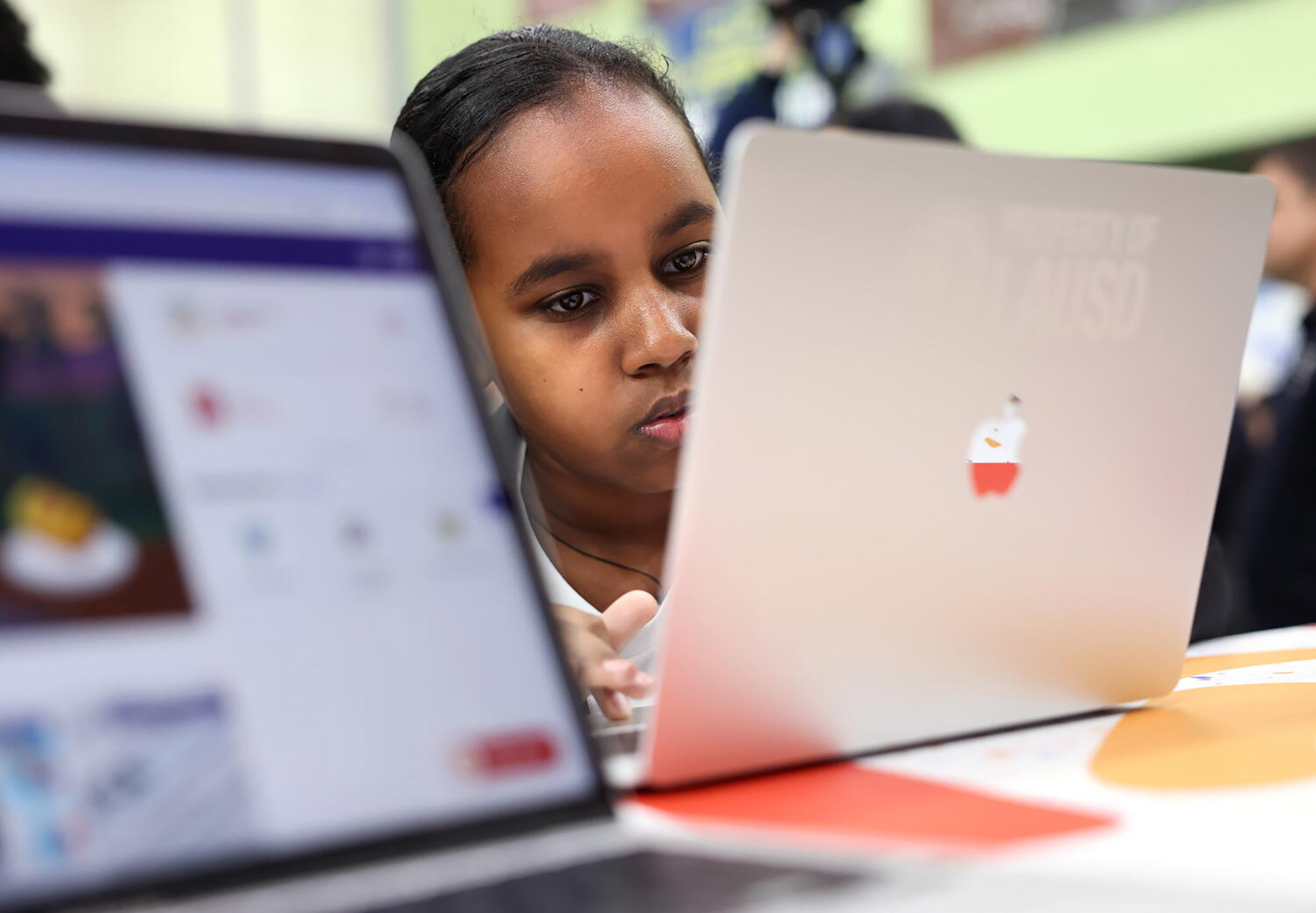 Texas schools want to use AI in class without hurting learning. But how?