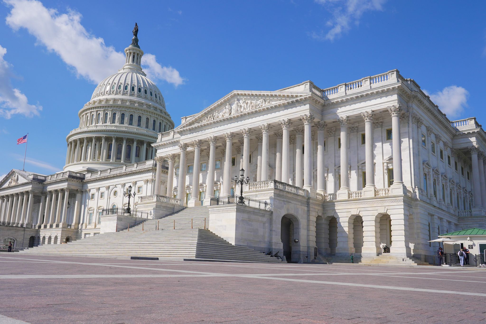 House Passes Russia Sanctions Bill Authorizing Tariffs on Energy Buyers