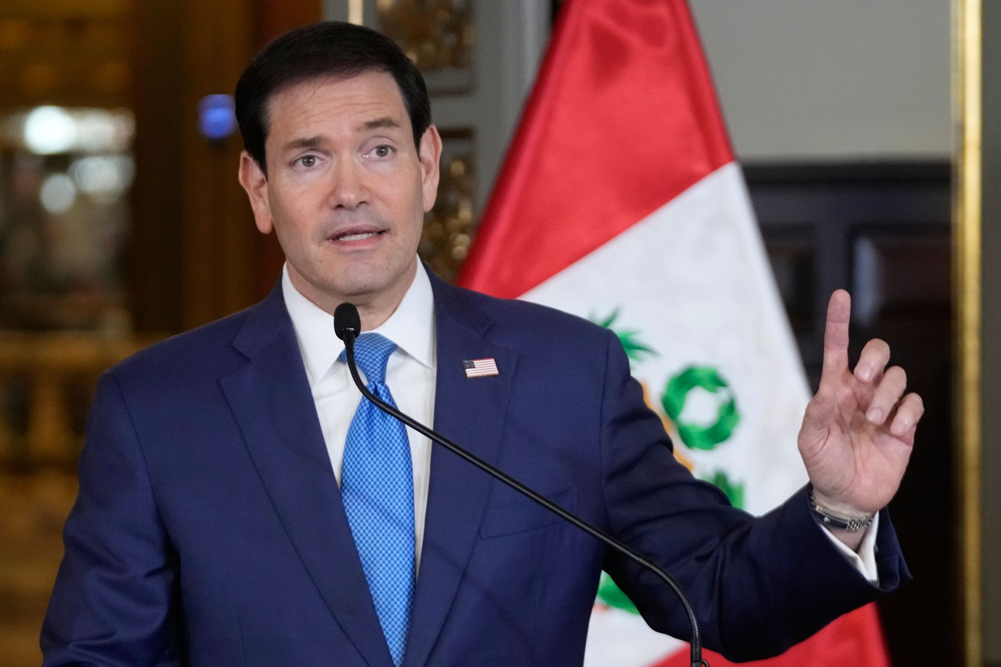 EEUU retira ayuda militar a Europa y Oriente Medio para apoyar a aliados de Trump en Latinoamérica By Por MATTHEW LEE , The Associated Press