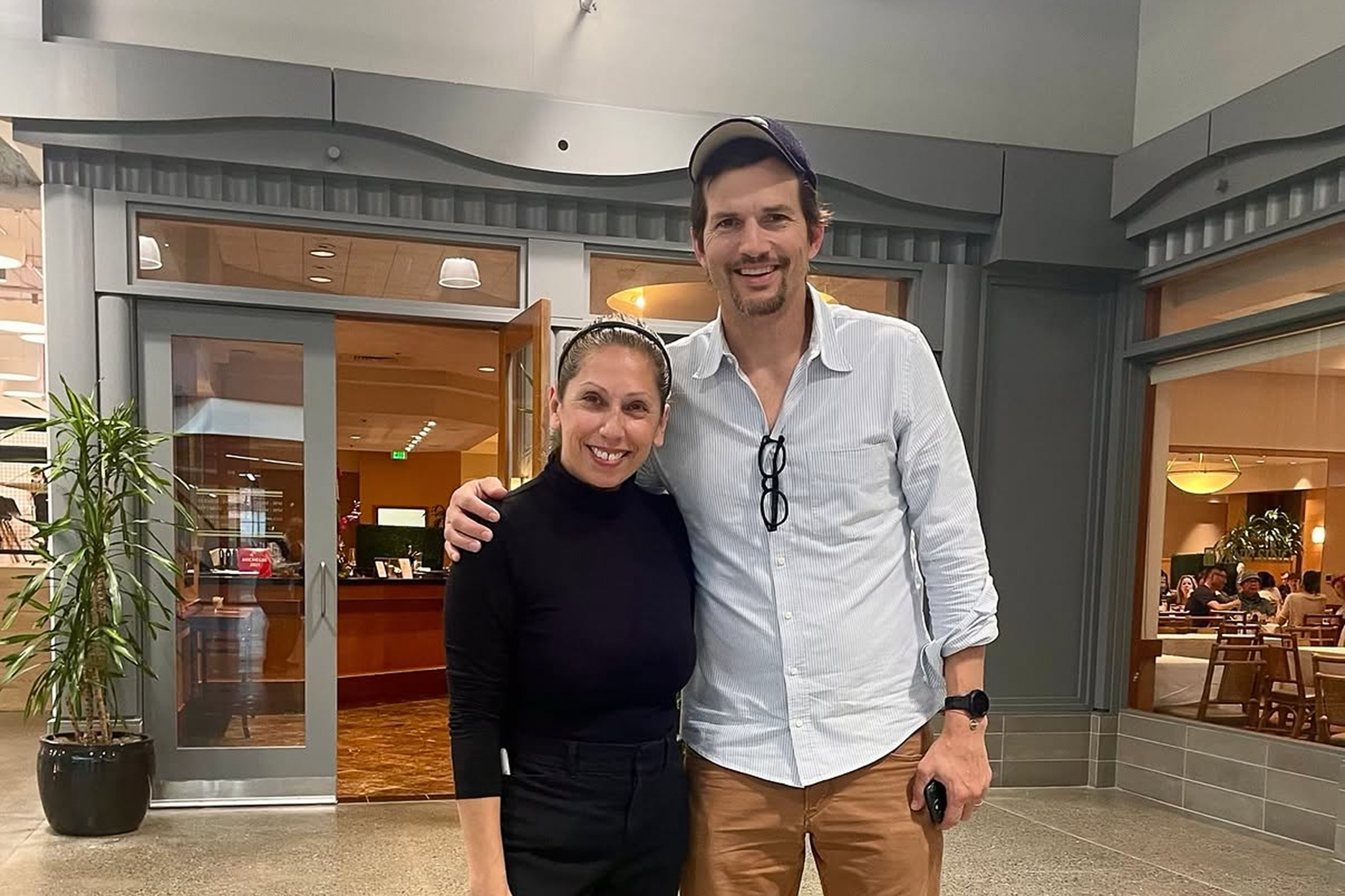 Ashton Kutcher and Mila Kunis dine at storied SF dim sum restaurant Yank Sing