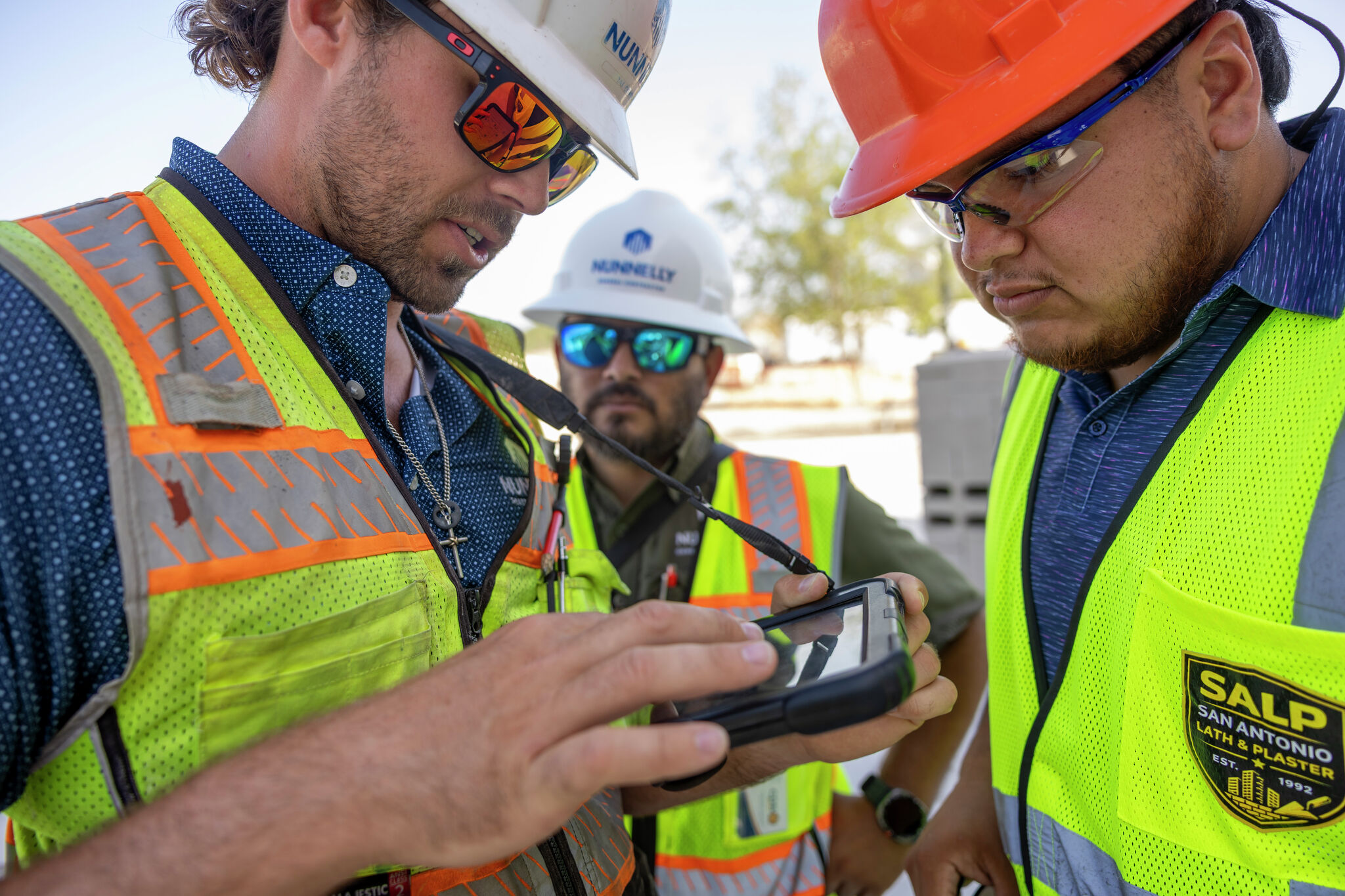 Texas construction firms facing labor squeeze amid data center boom, immigration crackdown
