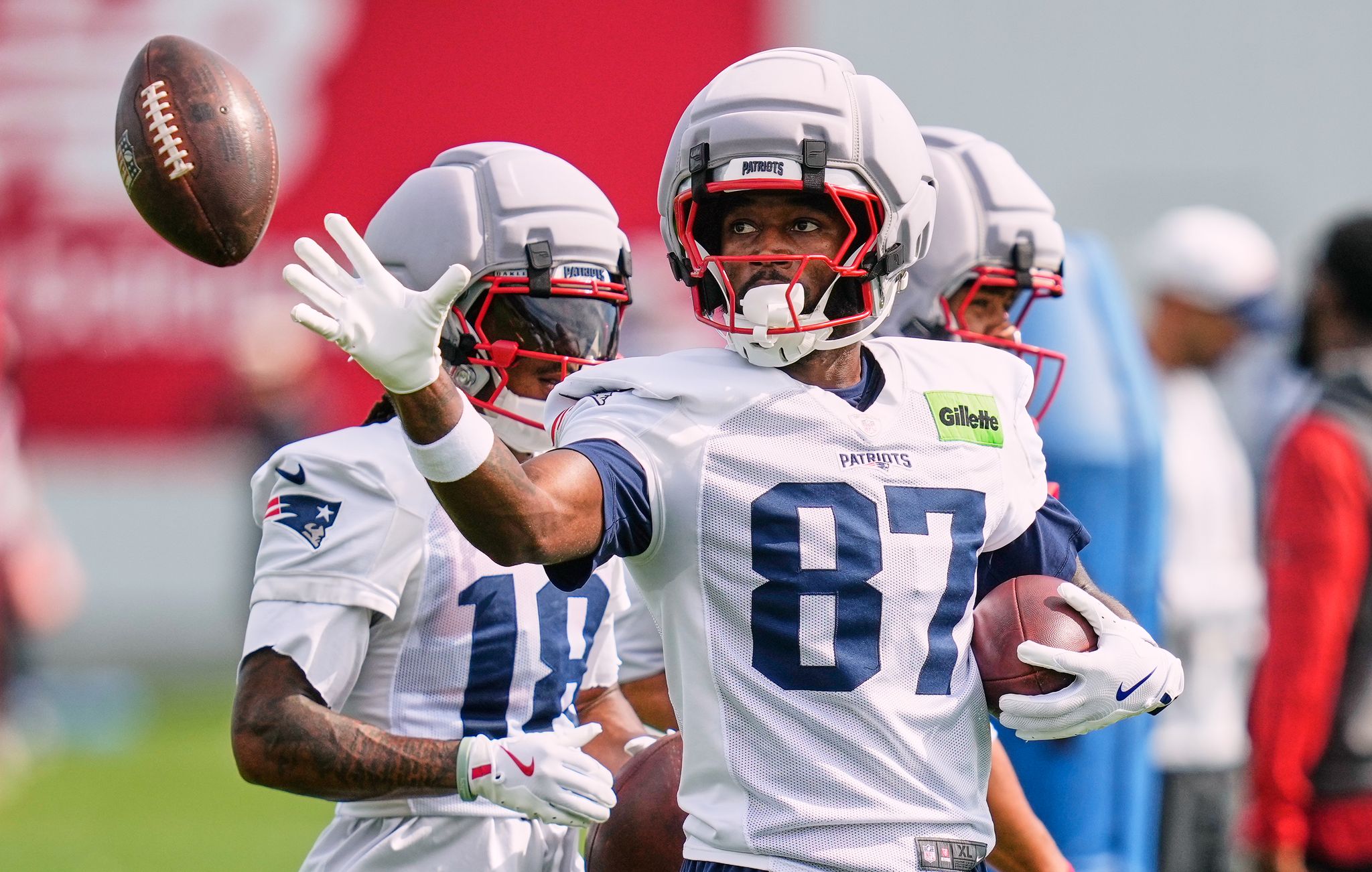 Patriots receivers say they're ready to step up with A.J. Brown on ...