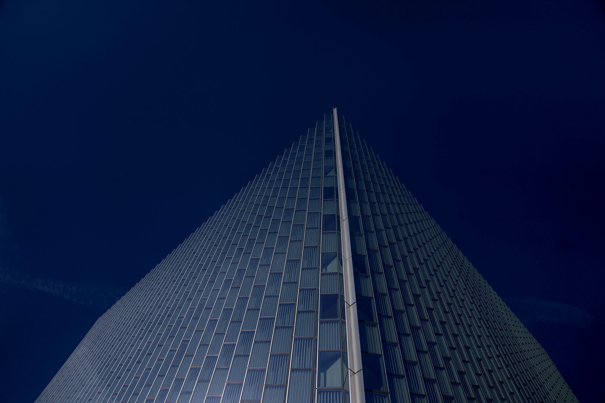 https://s.hdnux.com/photos/01/67/27/40/31291394/3/rawImage.jpg